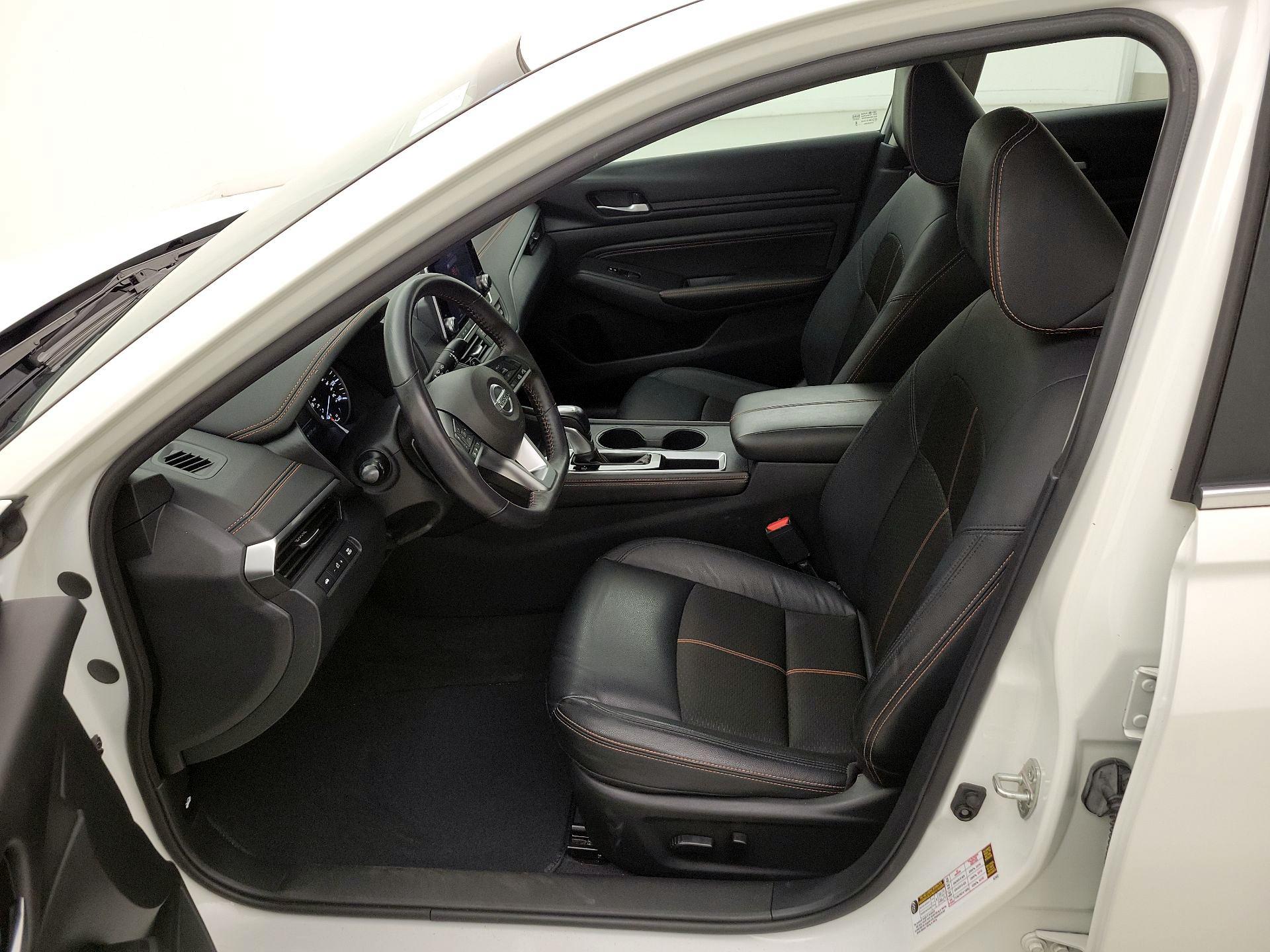 Thumbnail: 2022 Nissan Altima - 11