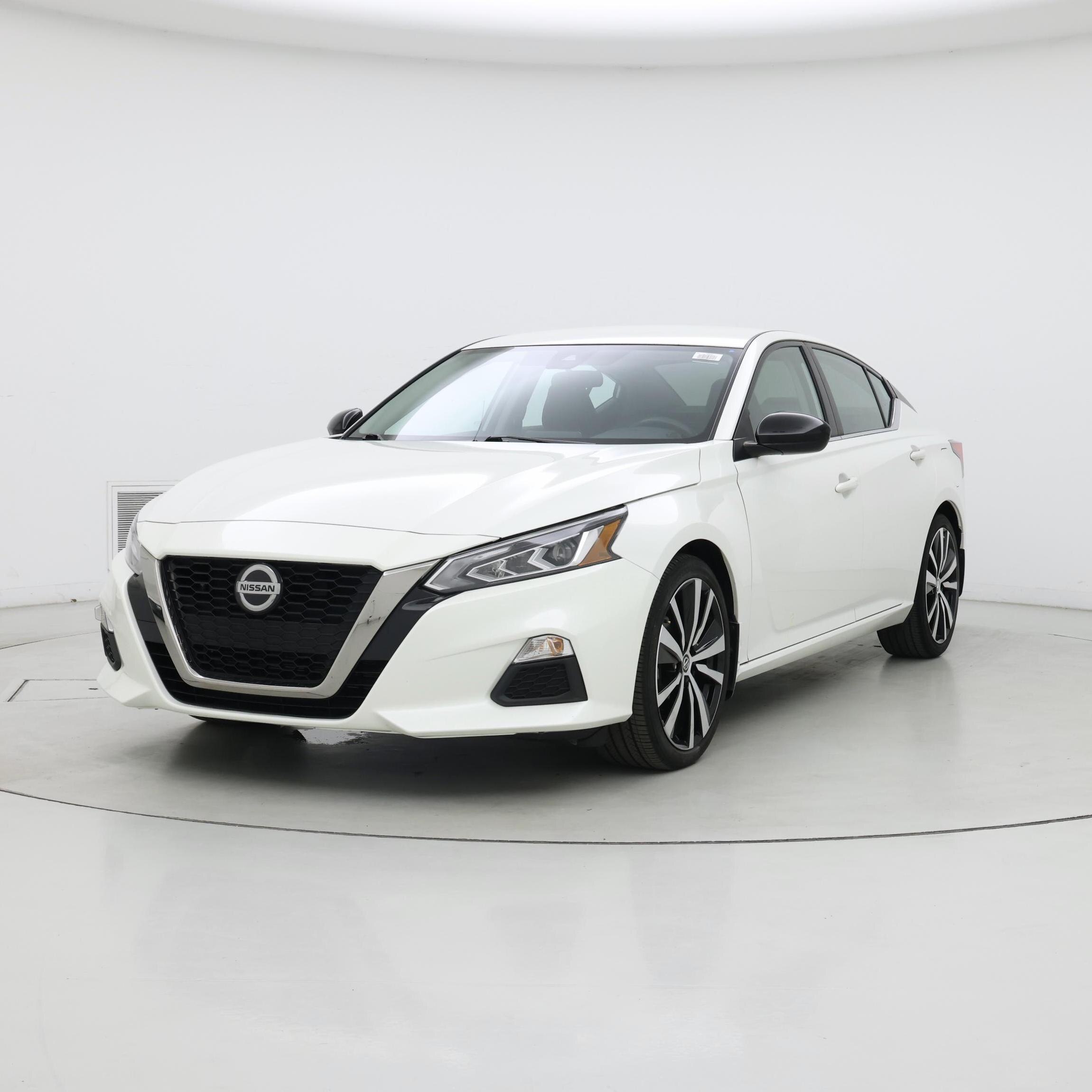 Thumbnail: 2022 Nissan Altima - 4