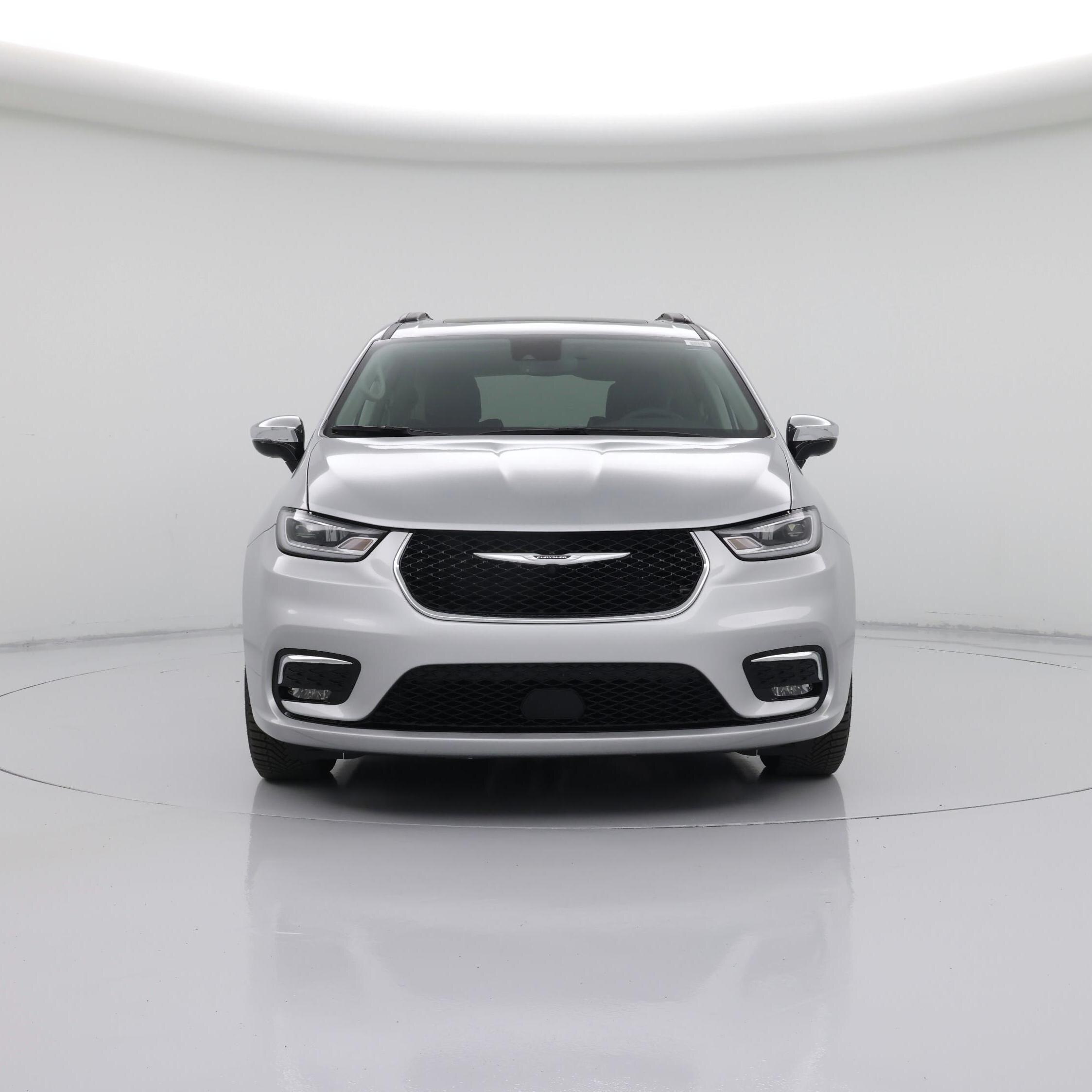 Thumbnail: 2023 Chrysler Pacifica - 5