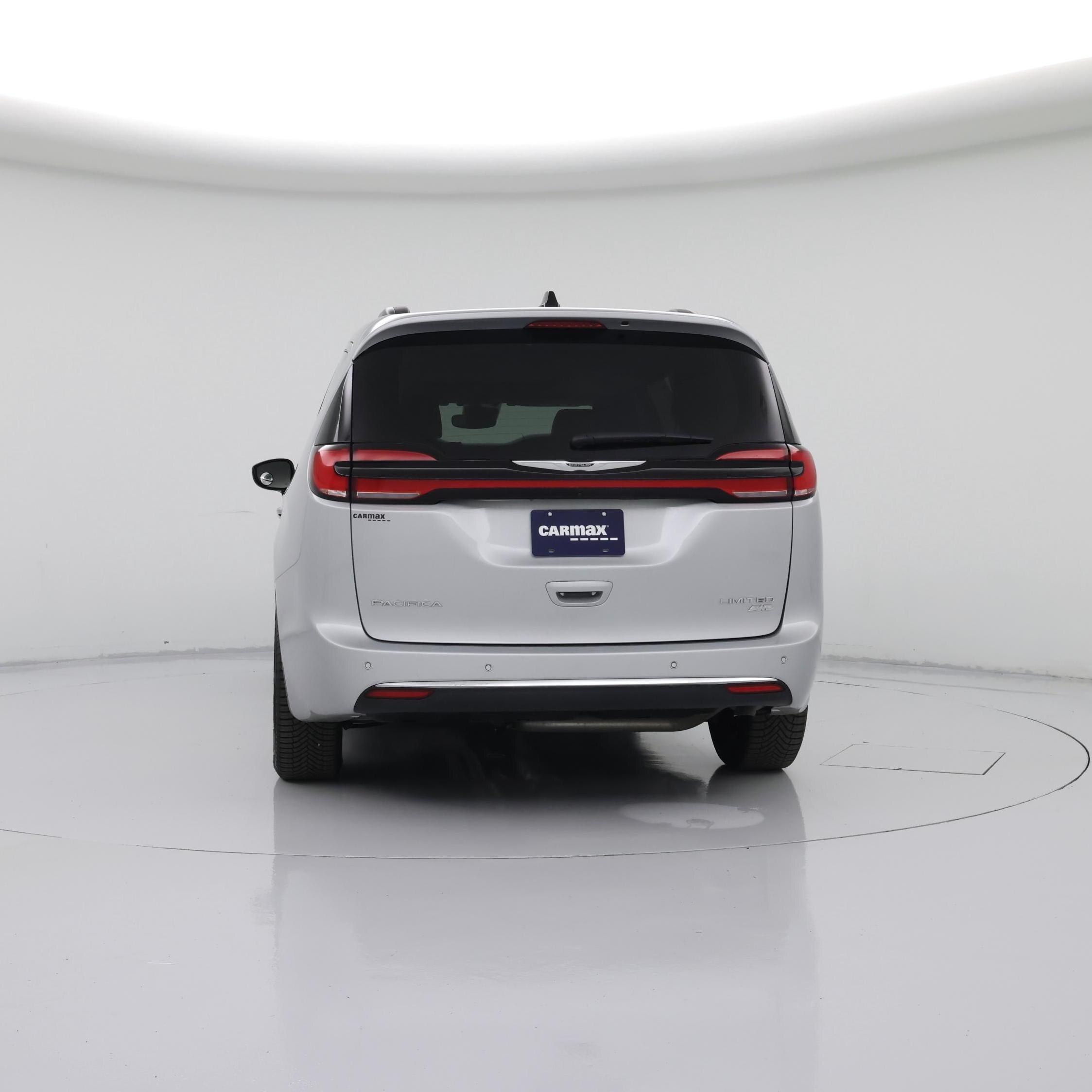 Thumbnail: 2023 Chrysler Pacifica - 6