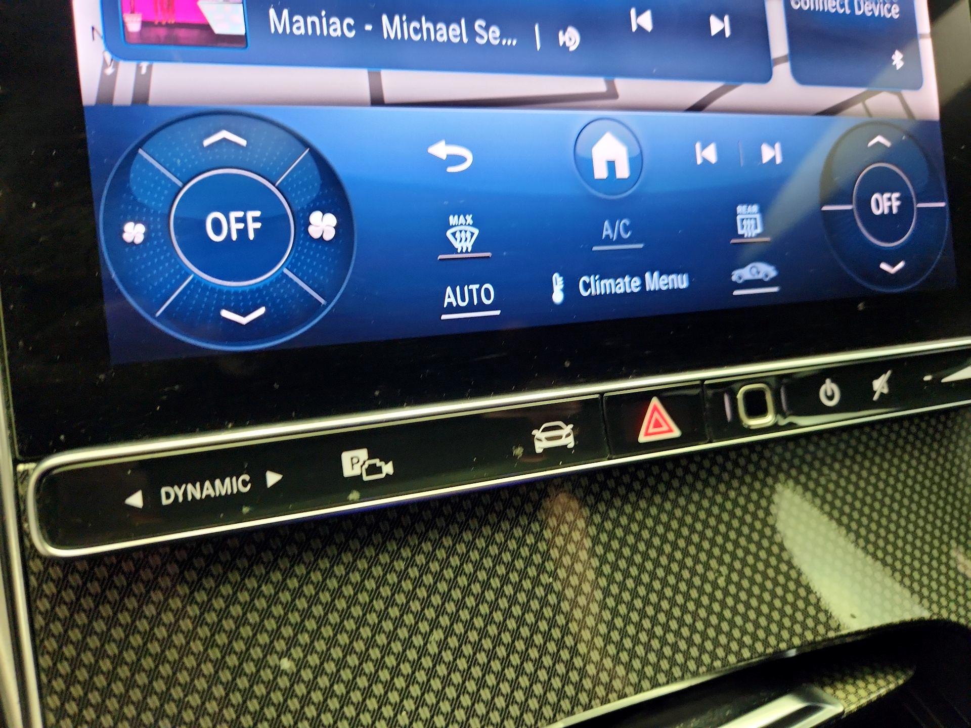 Thumbnail: 2022 Mercedes-Benz C-Class - 17