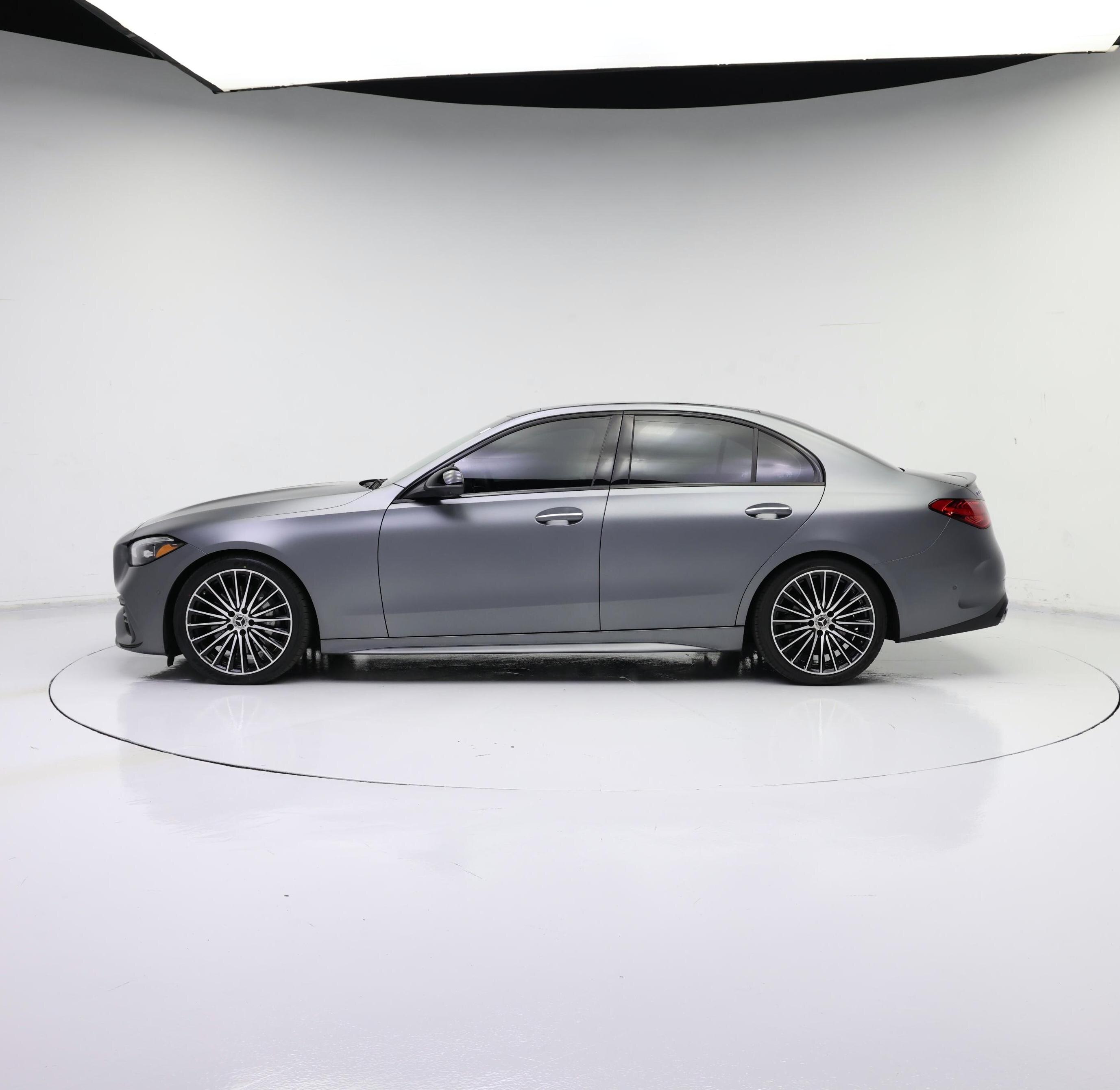 Thumbnail: 2022 Mercedes-Benz C-Class - 3