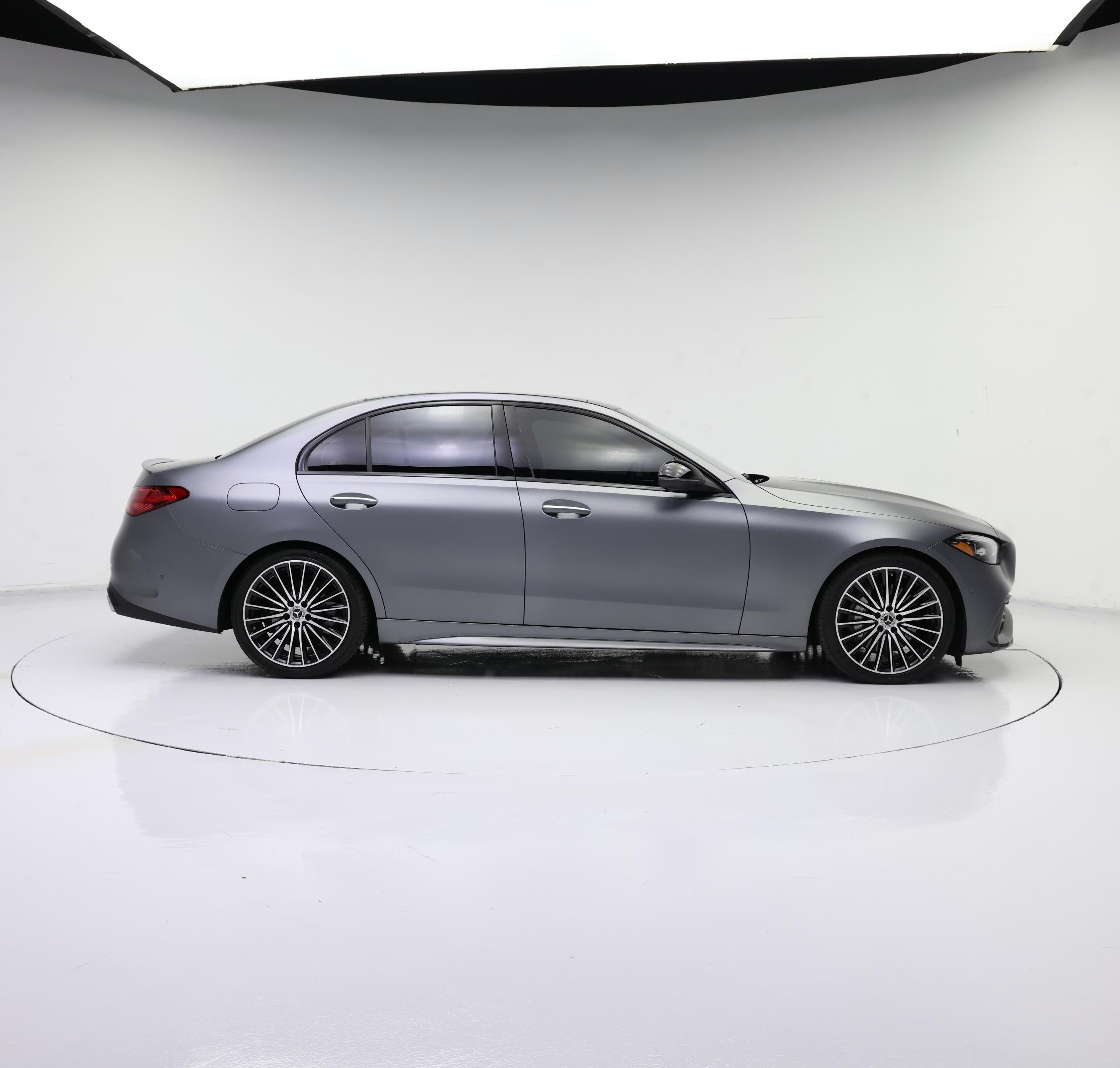 Thumbnail: 2022 Mercedes-Benz C-Class - 7