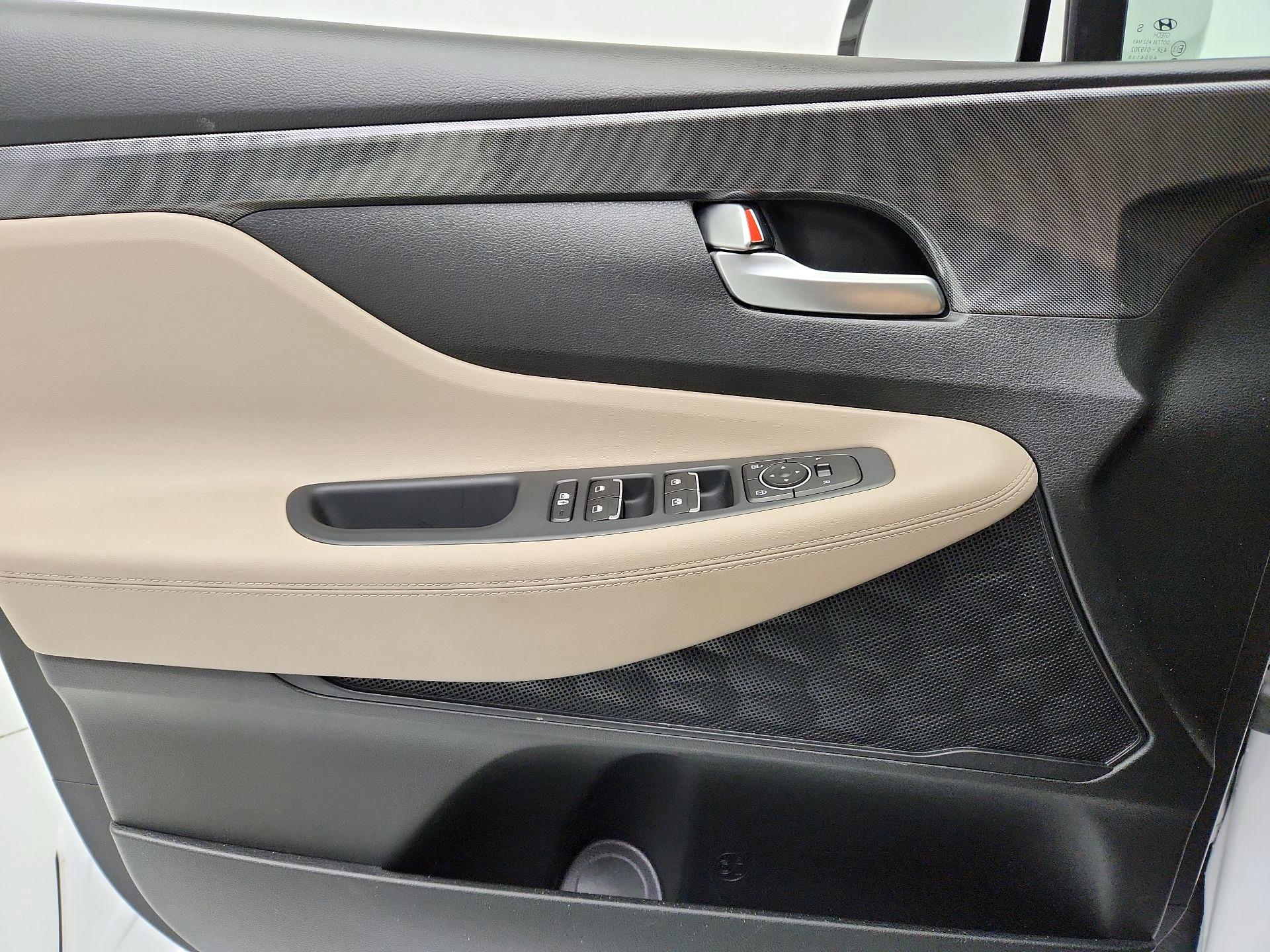 Thumbnail: 2023 Hyundai Santa Fe - 12