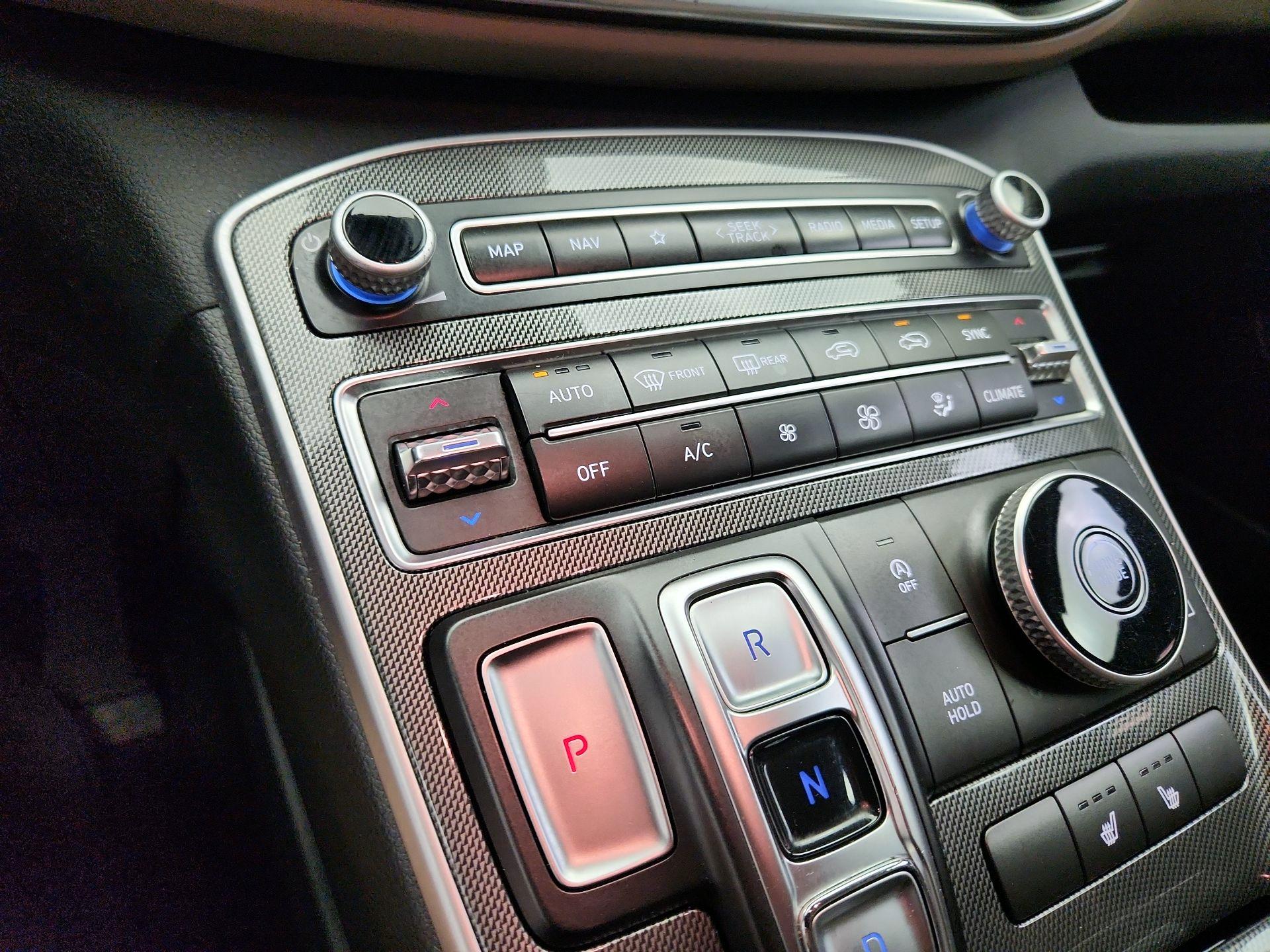 Thumbnail: 2023 Hyundai Santa Fe - 17