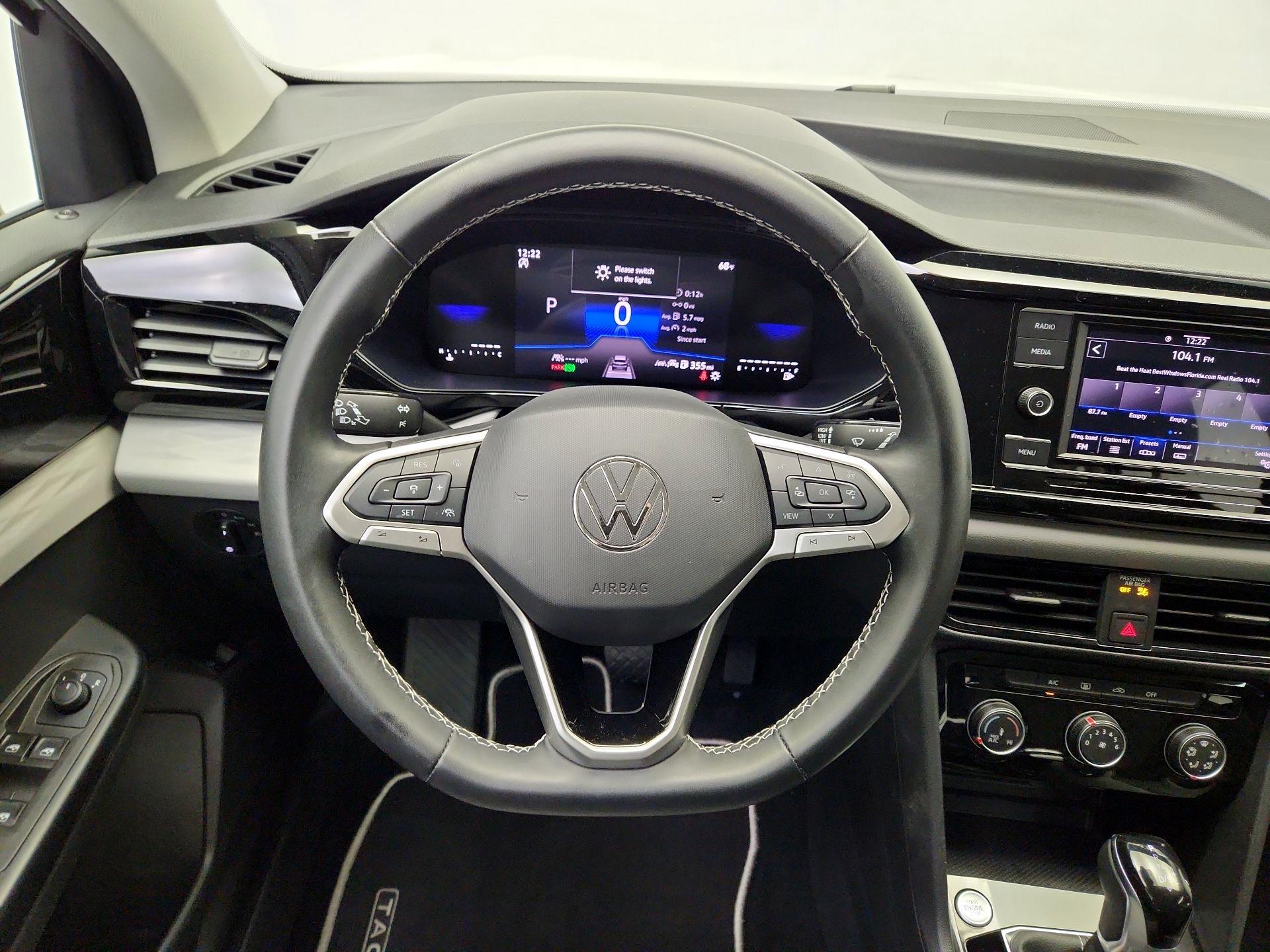 Thumbnail: 2024 Volkswagen Taos - 10