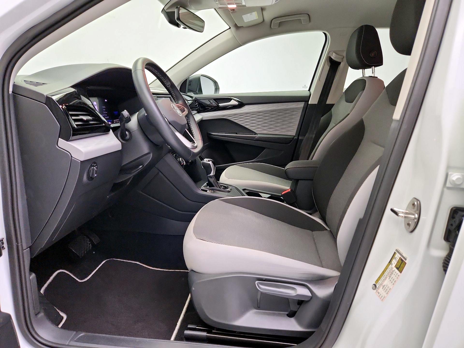 Thumbnail: 2024 Volkswagen Taos - 11