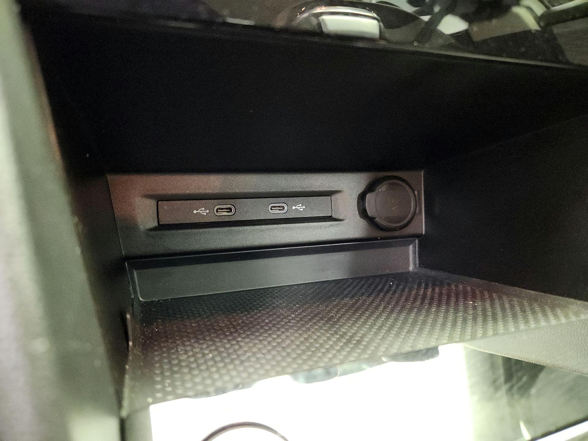 Thumbnail: 2024 Volkswagen Taos - 18