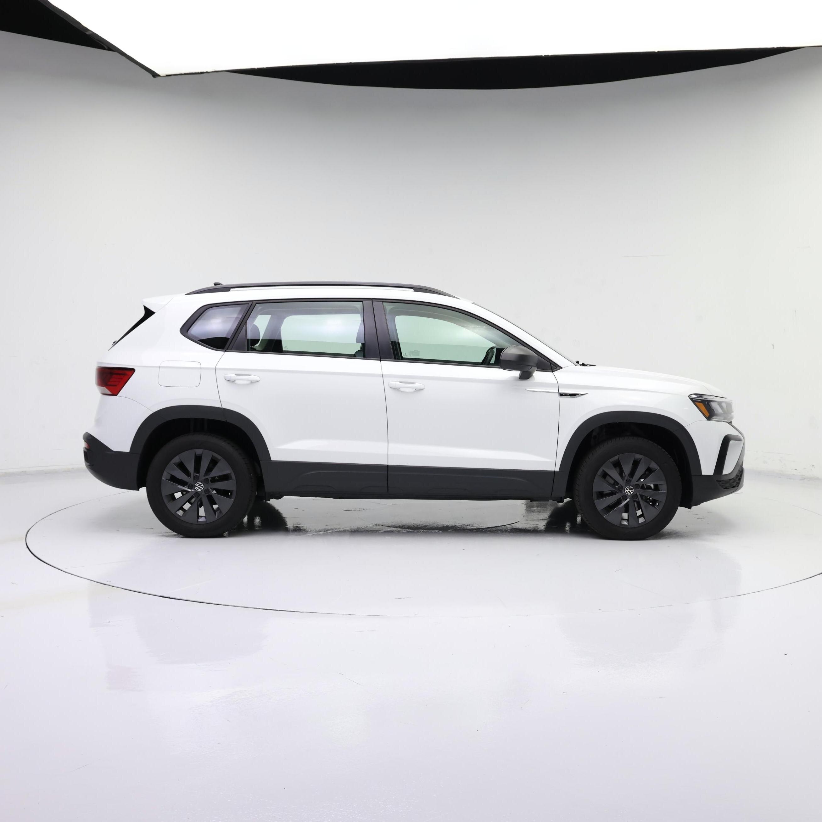 Thumbnail: 2024 Volkswagen Taos - 7