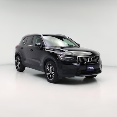 Black 2024 Volvo XC40 B5 Core Bright Theme