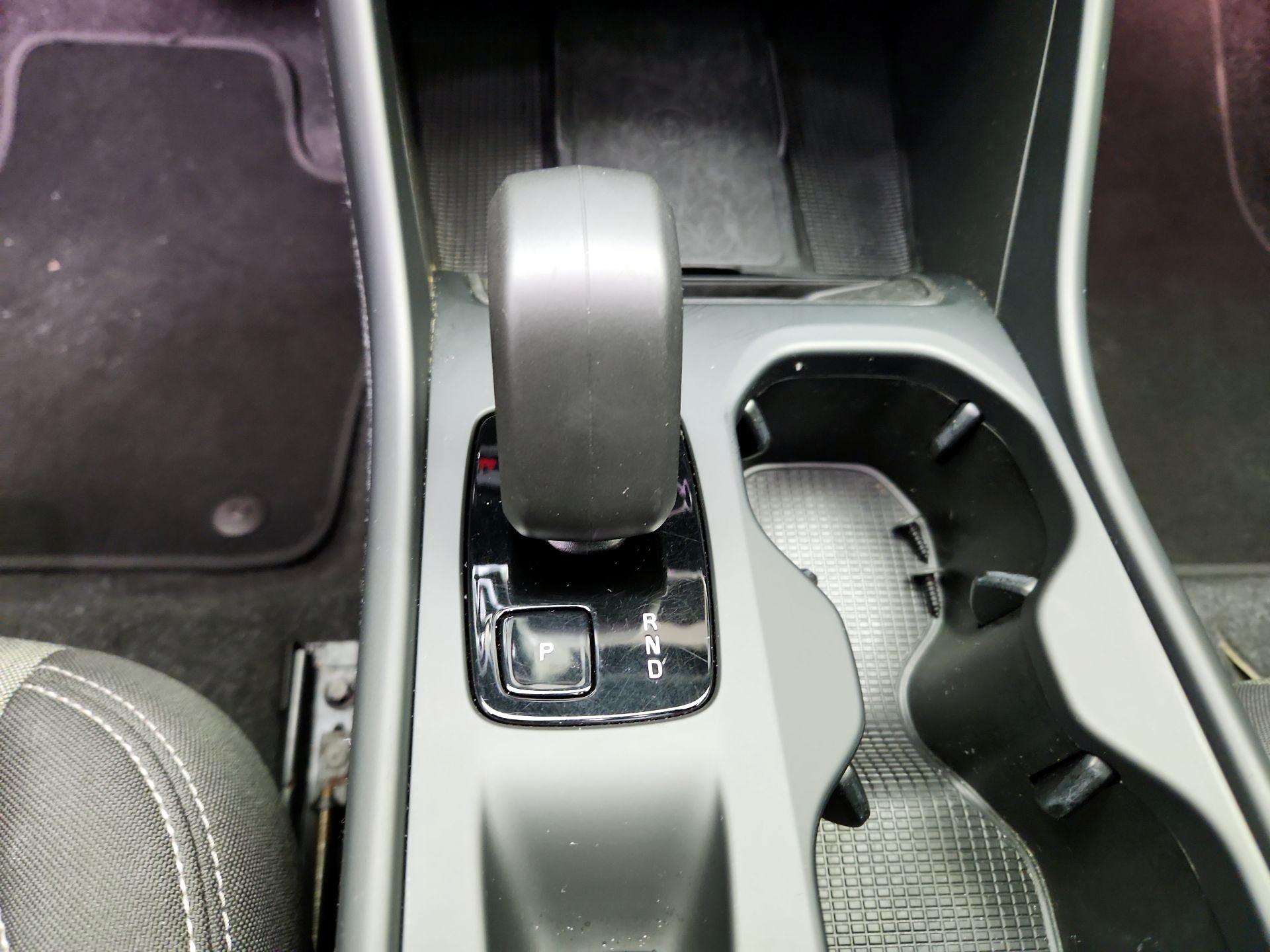 Thumbnail: 2024 Volvo XC40 - 18