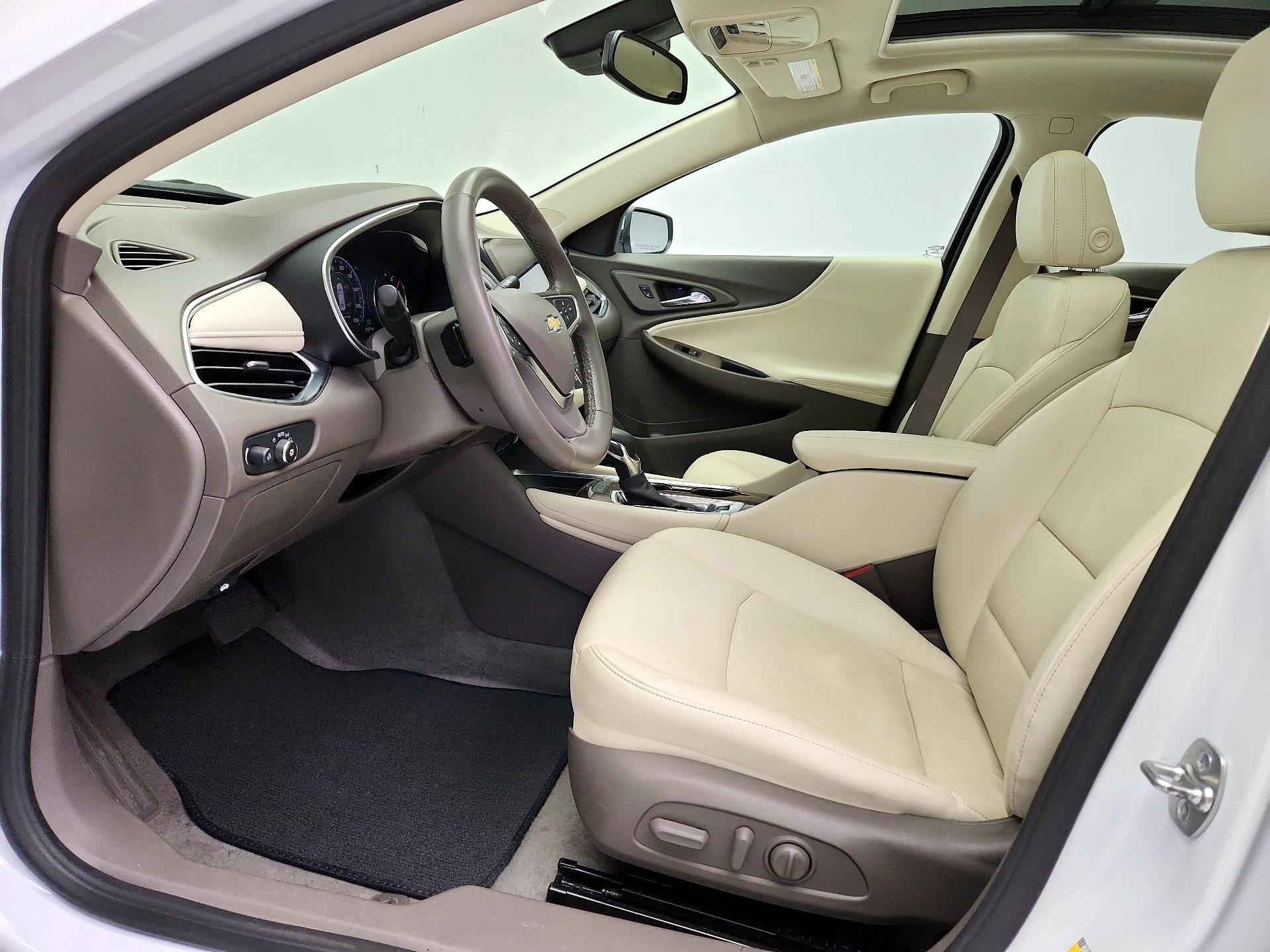 Thumbnail: 2024 Chevrolet Malibu - 11