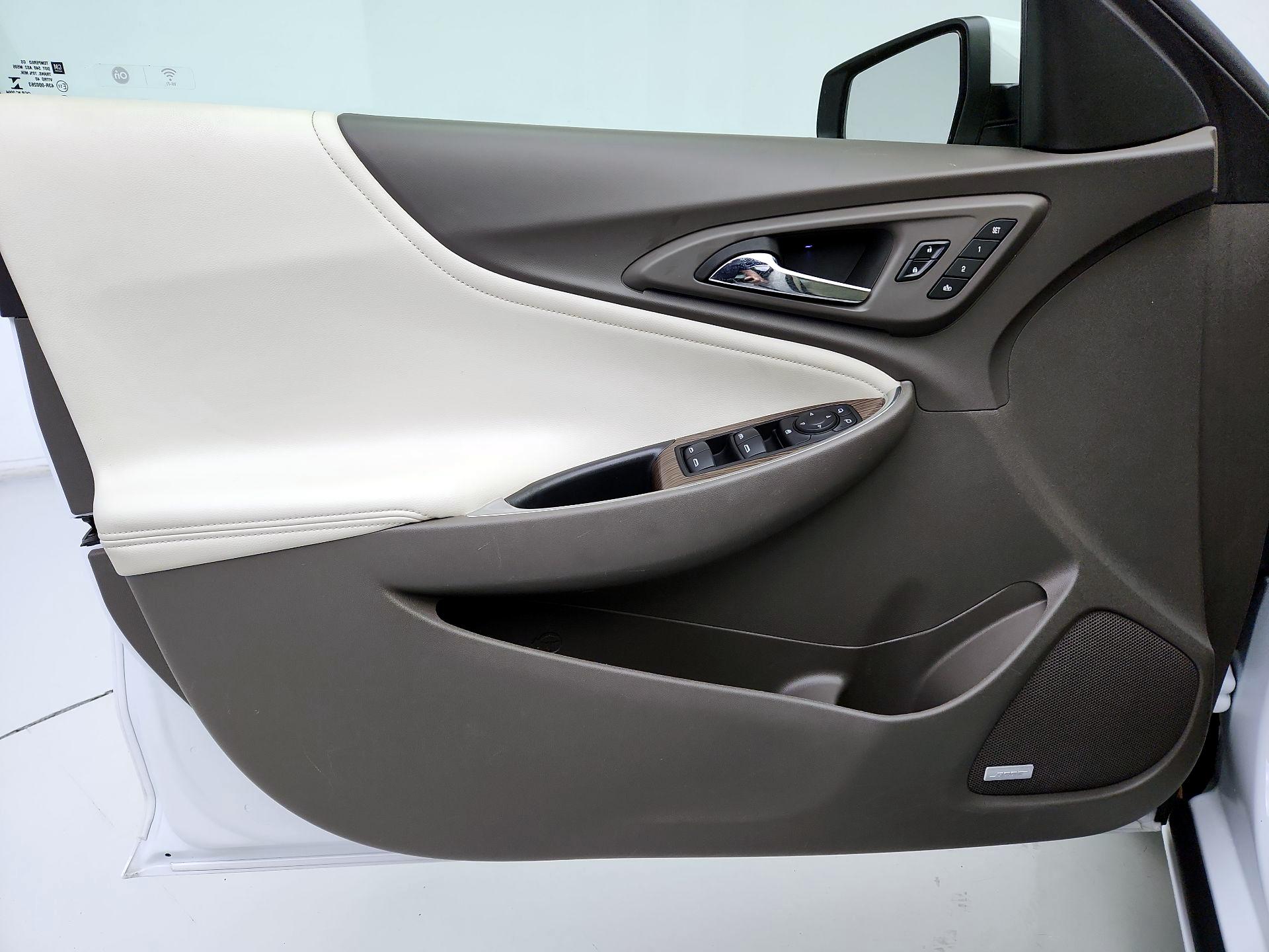 Thumbnail: 2024 Chevrolet Malibu - 12