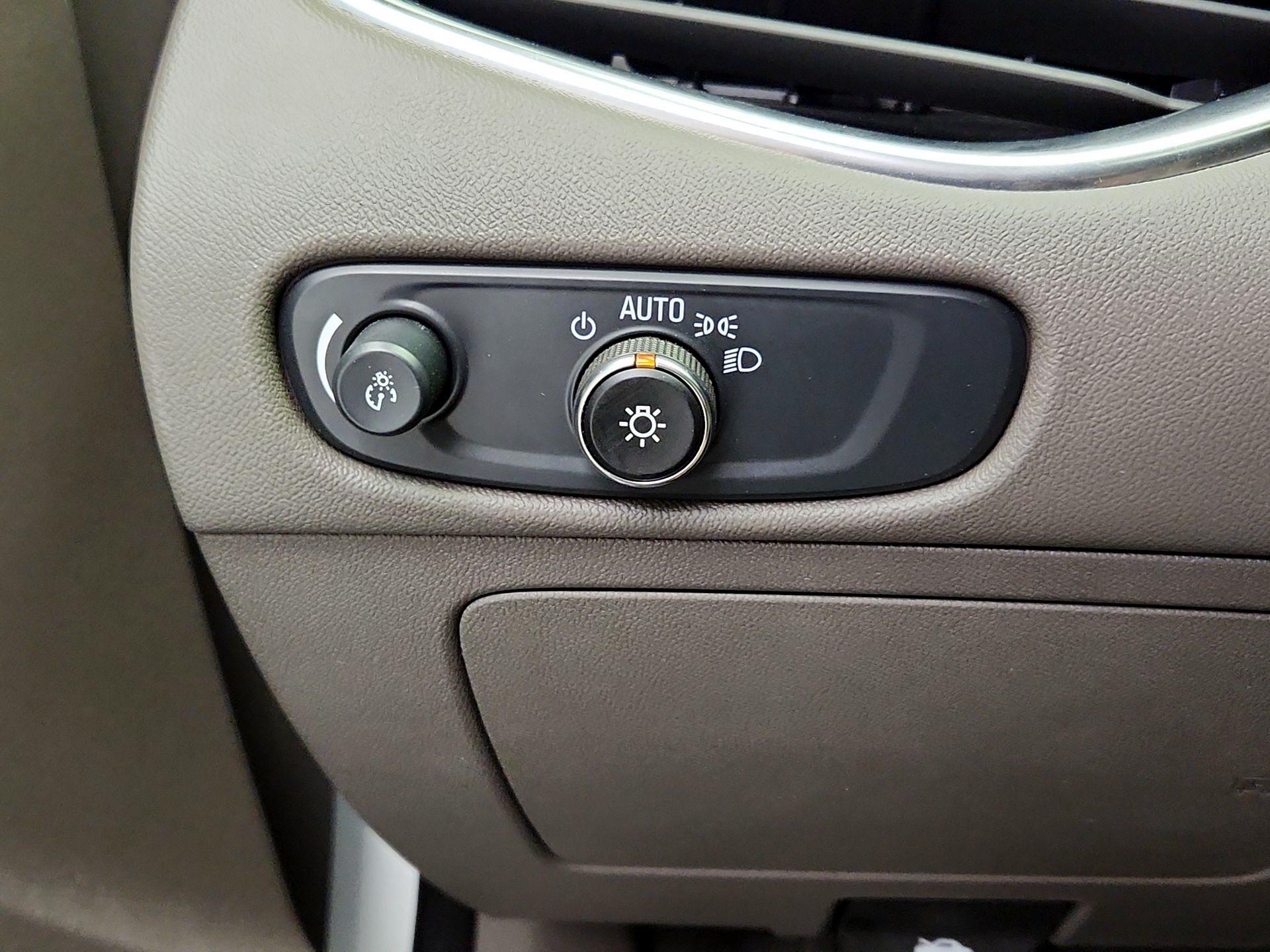 Thumbnail: 2024 Chevrolet Malibu - 13