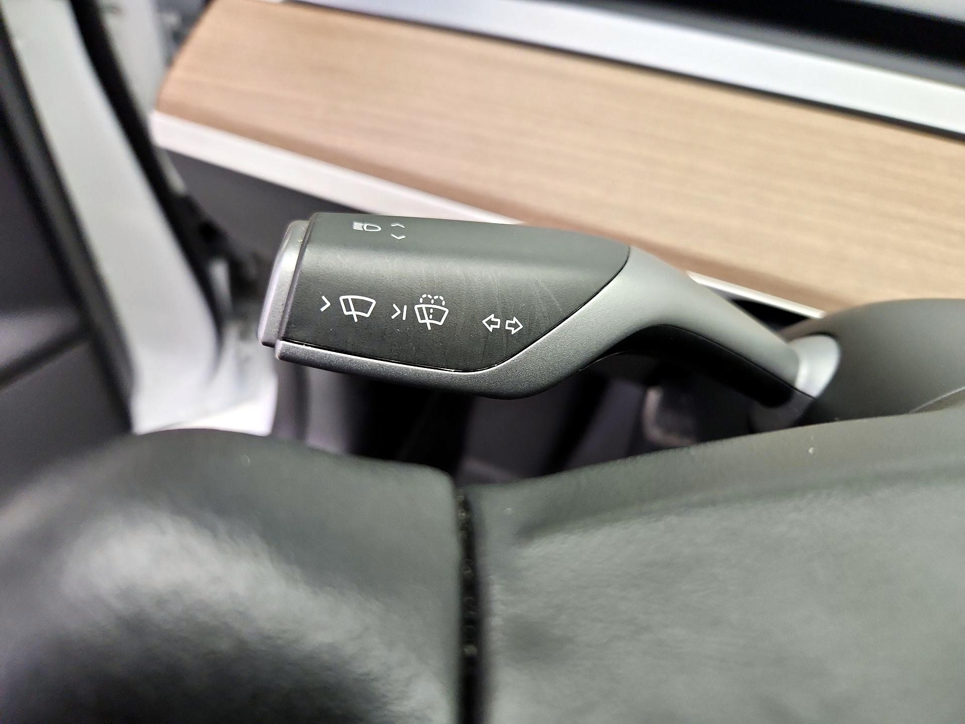 Thumbnail: 2023 Tesla Model 3 - 13