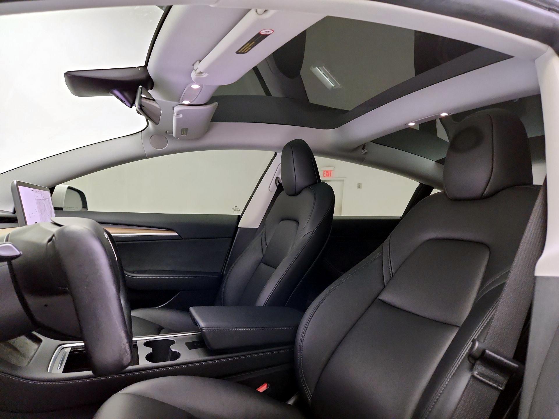 Thumbnail: 2023 Tesla Model 3 - 20