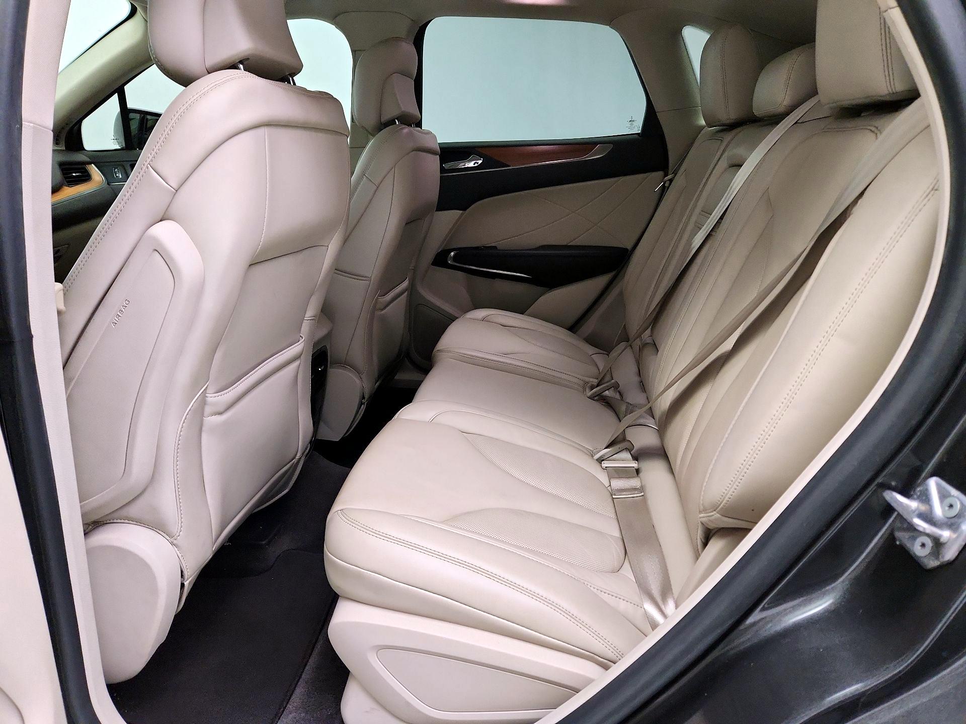 Thumbnail: 2017 Lincoln MKC - 20