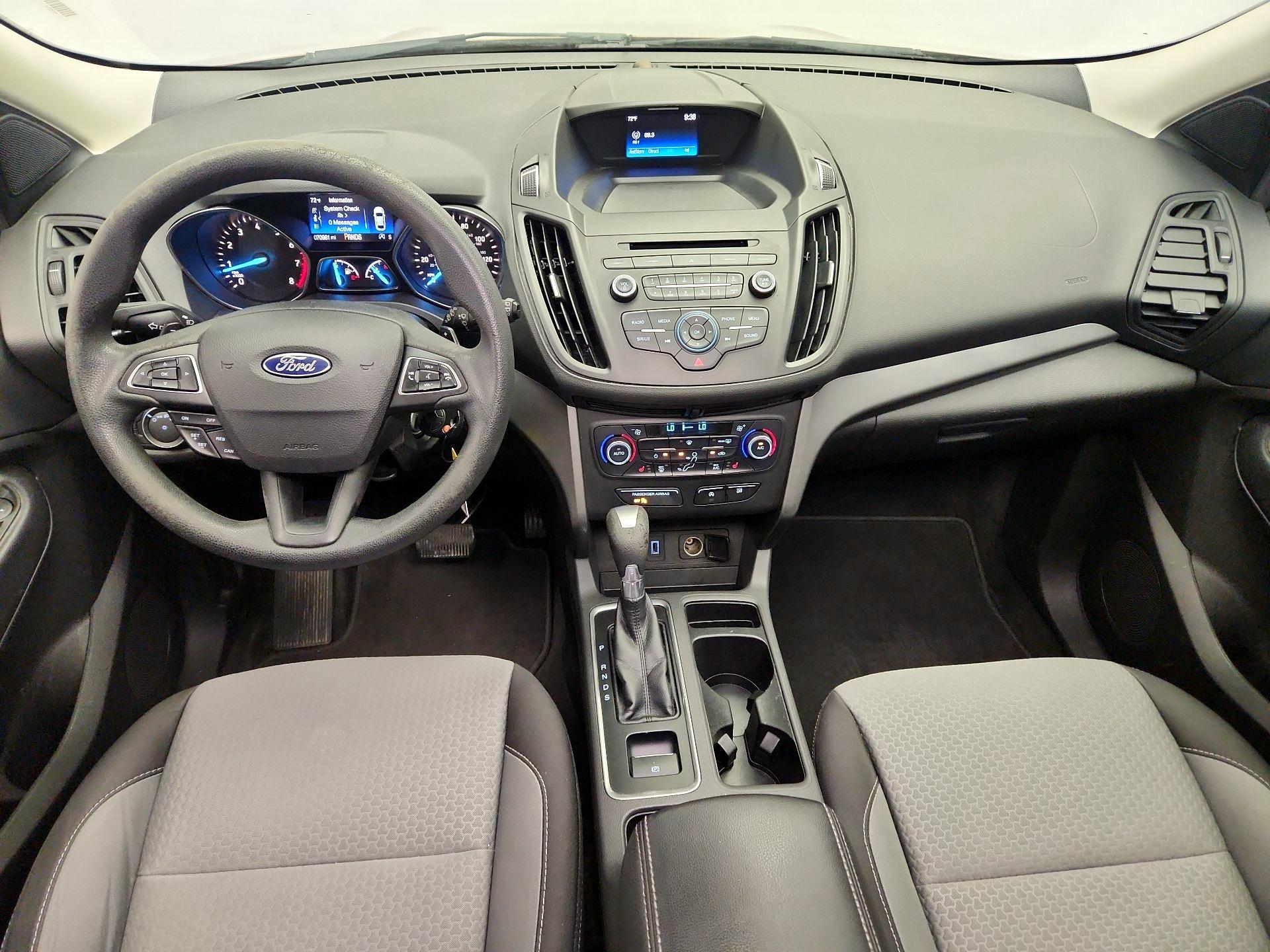 Thumbnail: 2017 Ford Escape - 9