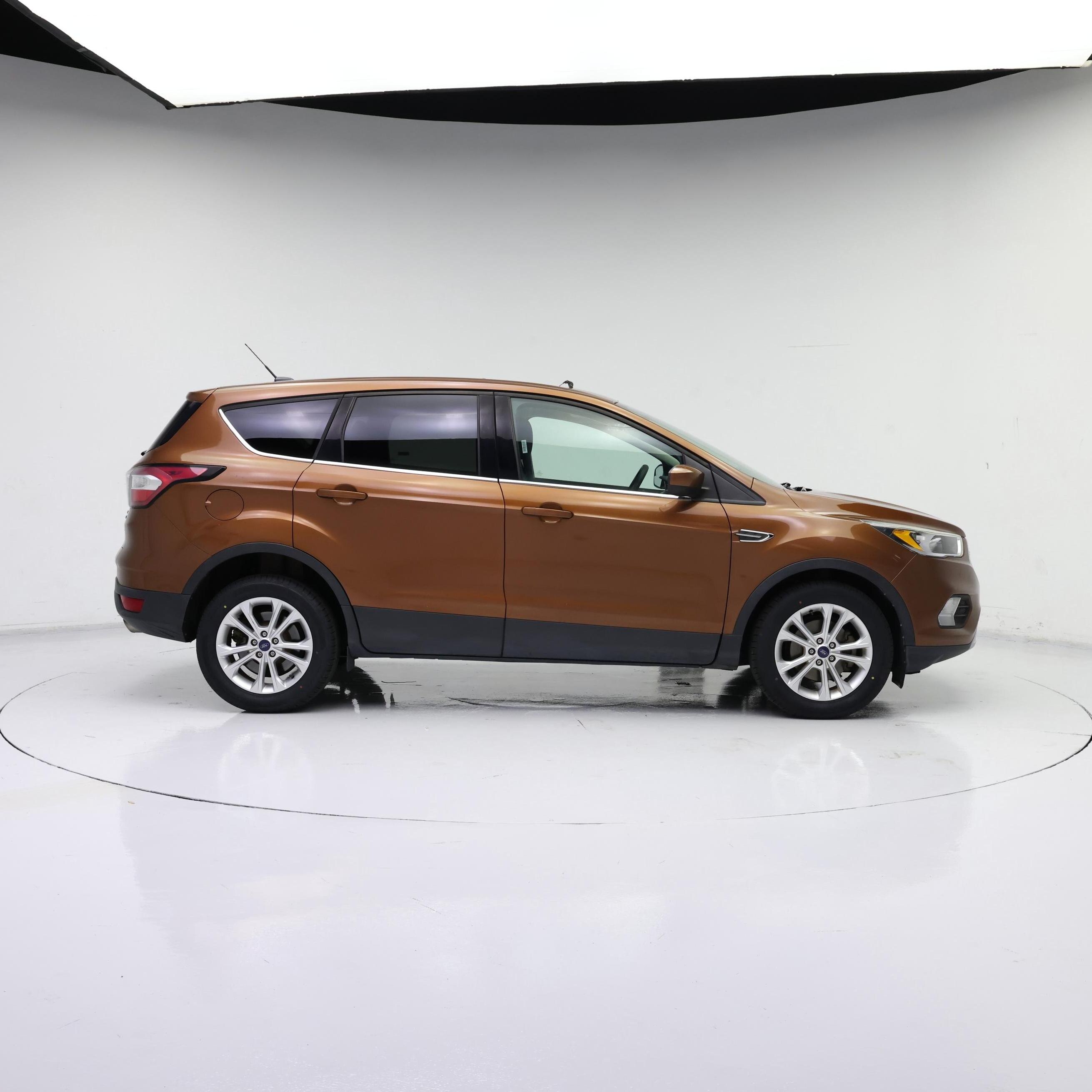 Thumbnail: 2017 Ford Escape - 7