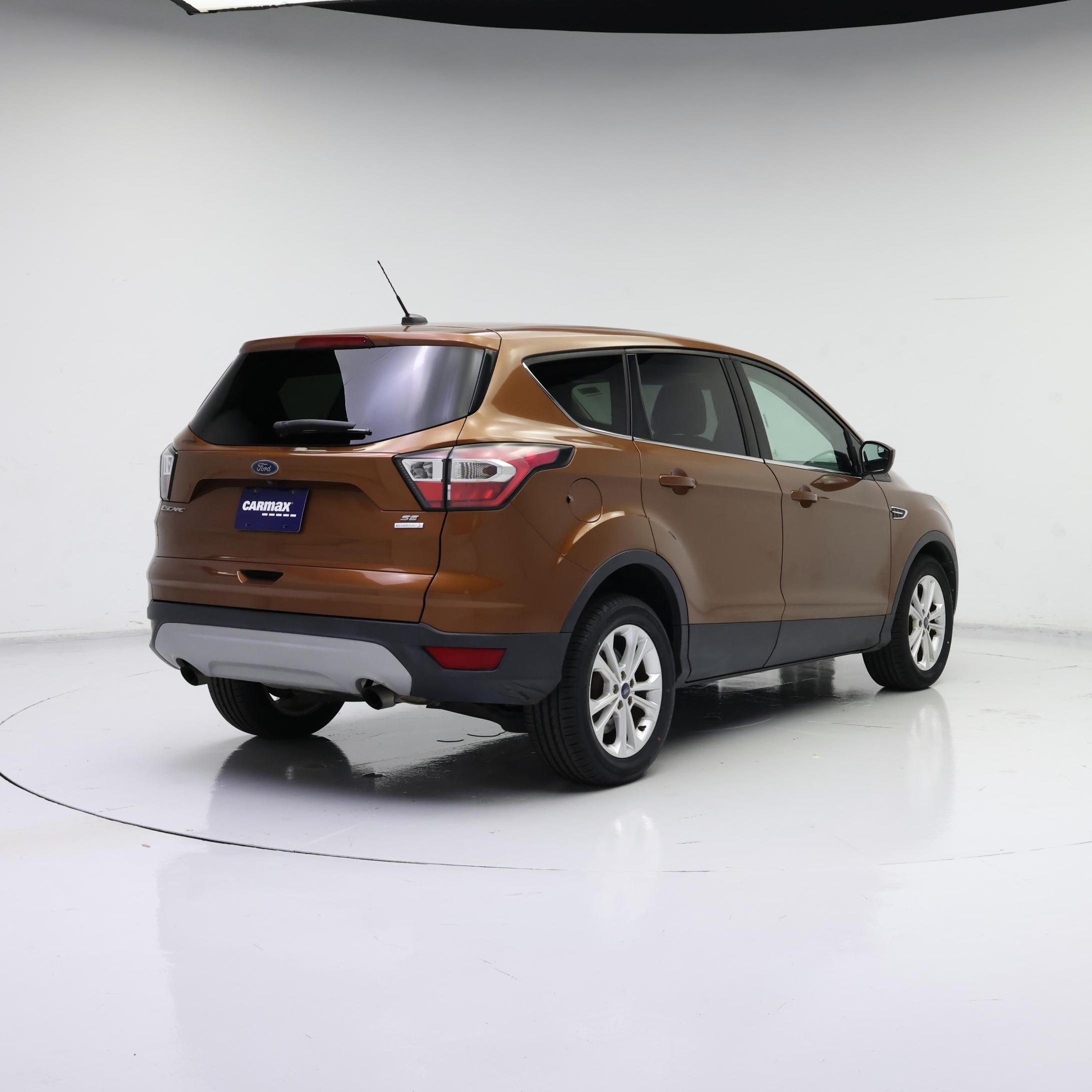 Thumbnail: 2017 Ford Escape - 8
