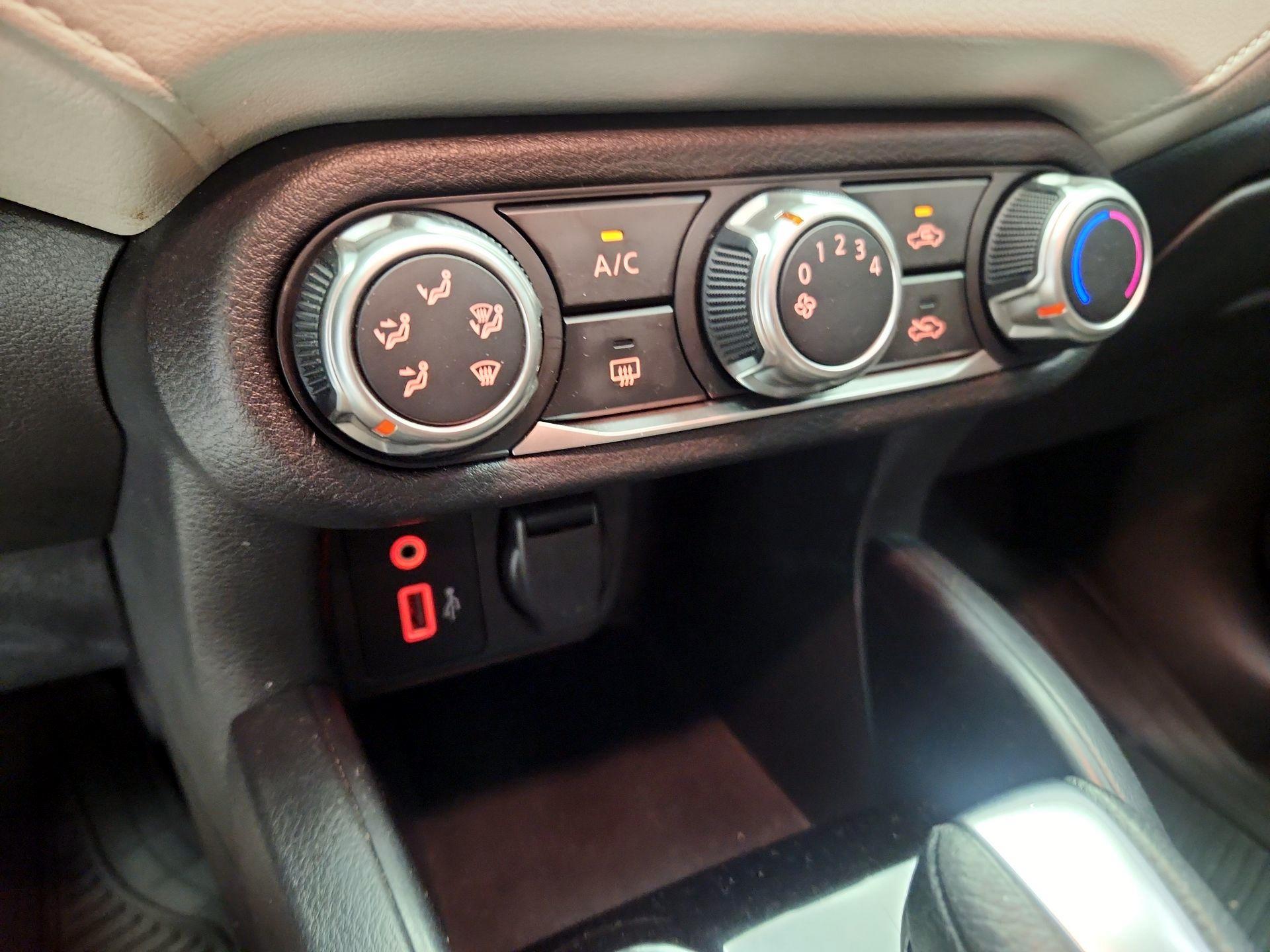 Thumbnail: 2021 Nissan Versa - 16