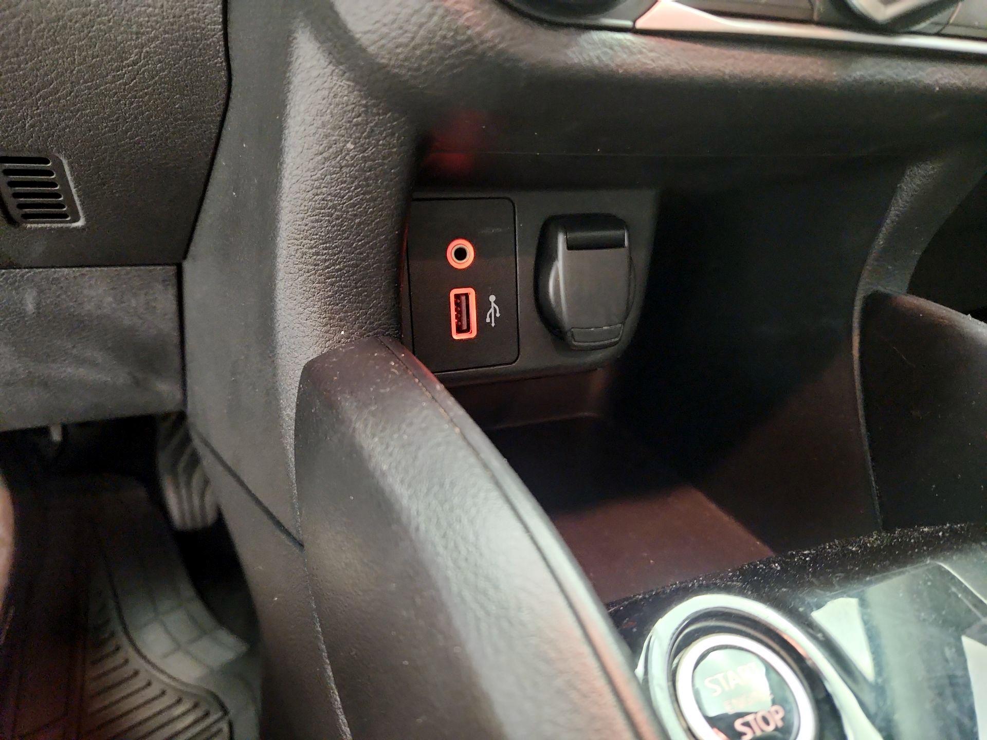 Thumbnail: 2021 Nissan Versa - 18