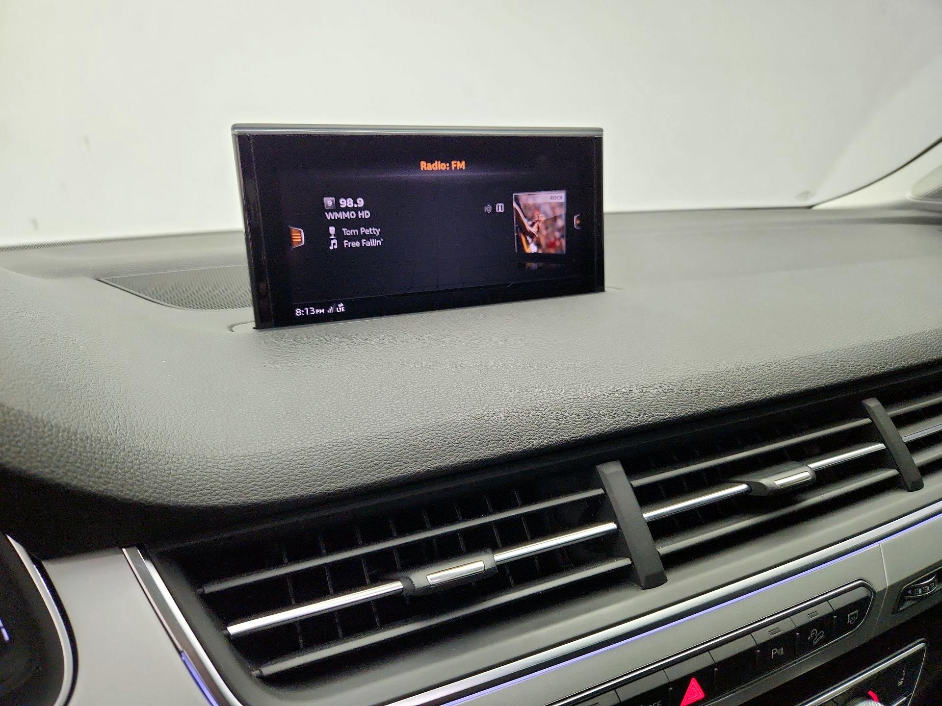 Thumbnail: 2019 Audi Q7 - 16