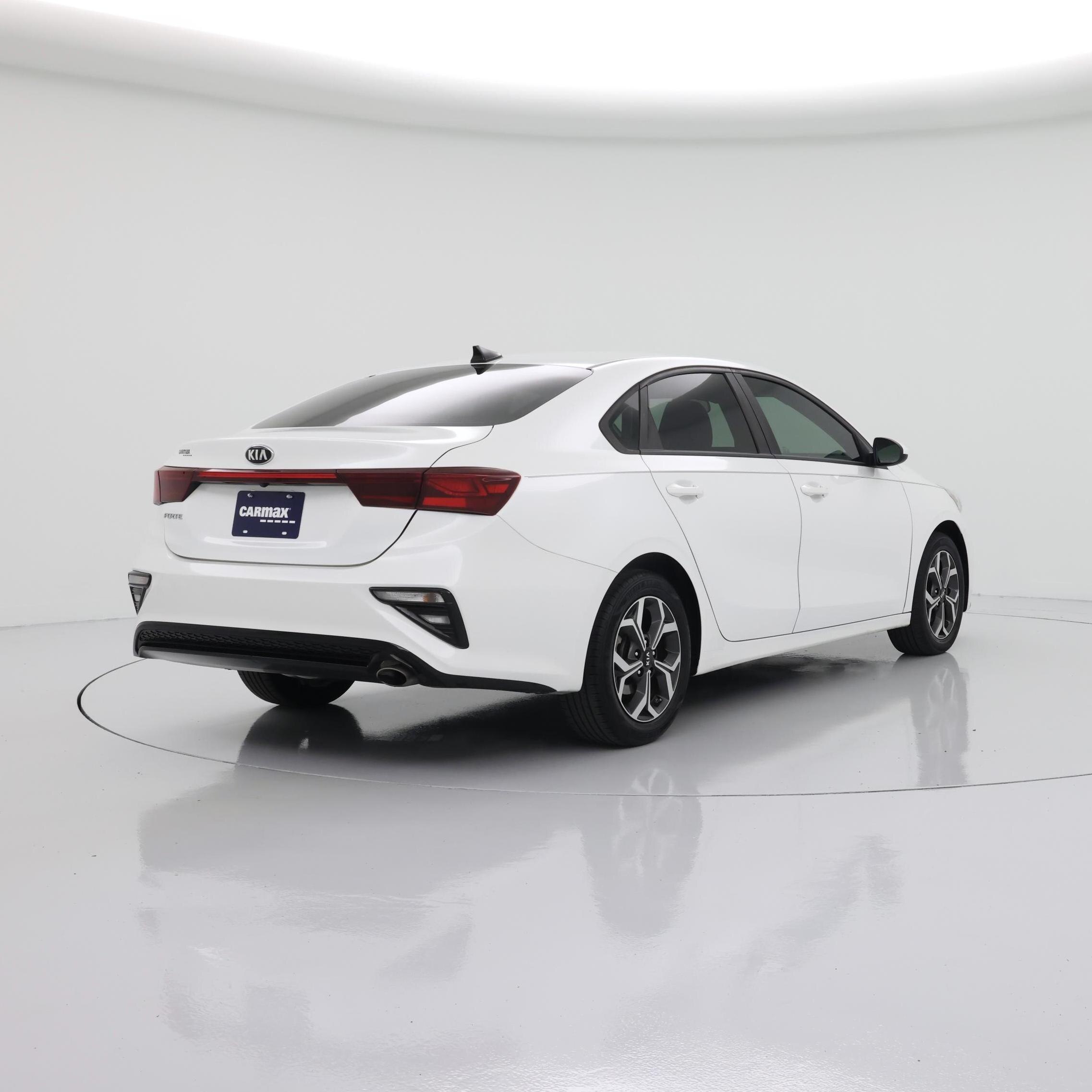 Thumbnail: 2021 Kia Forte - 8