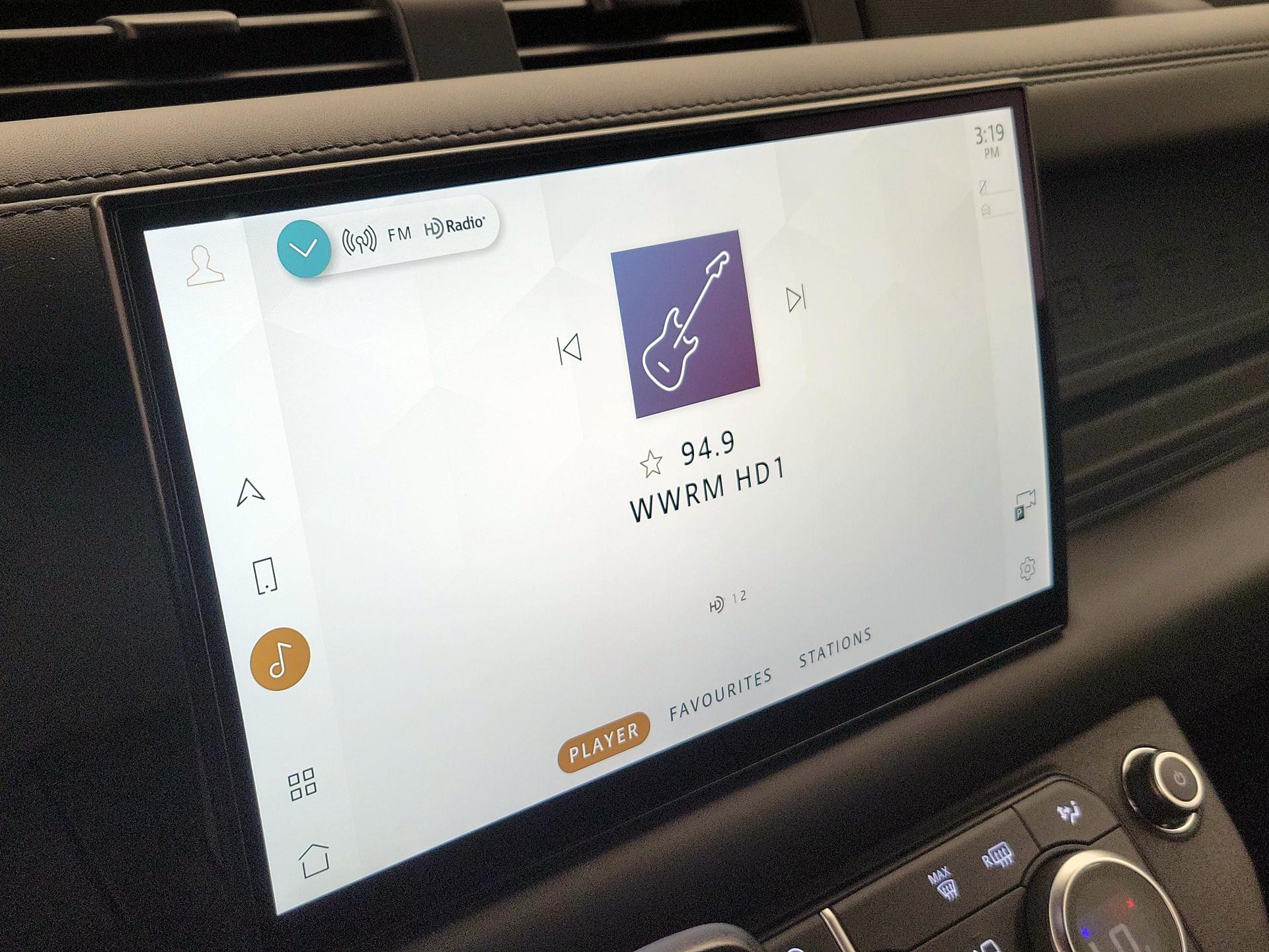 Thumbnail: 2023 Land Rover Defender - 16