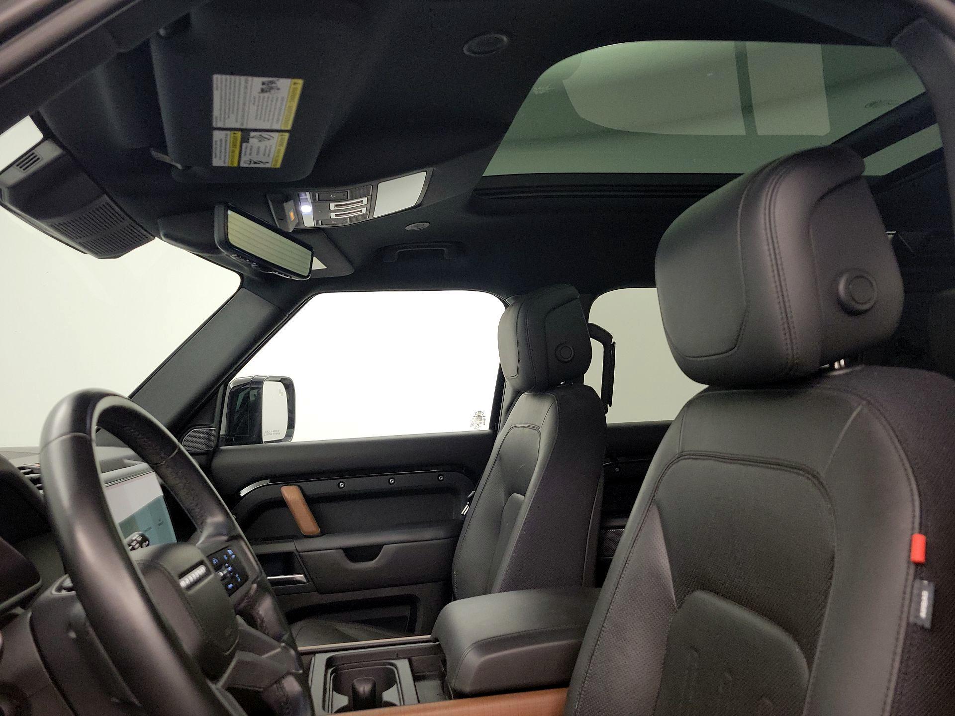 Thumbnail: 2023 Land Rover Defender - 20