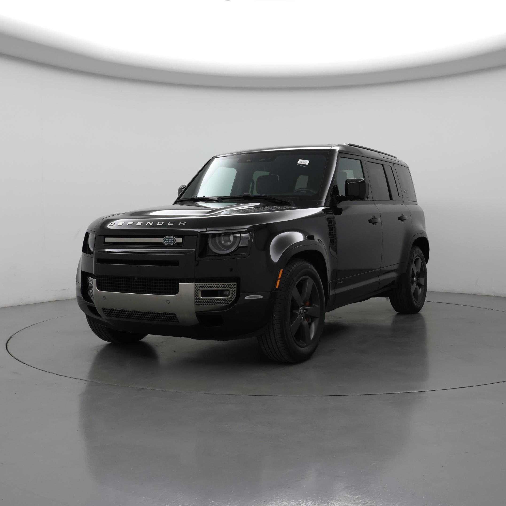 Thumbnail: 2023 Land Rover Defender - 4