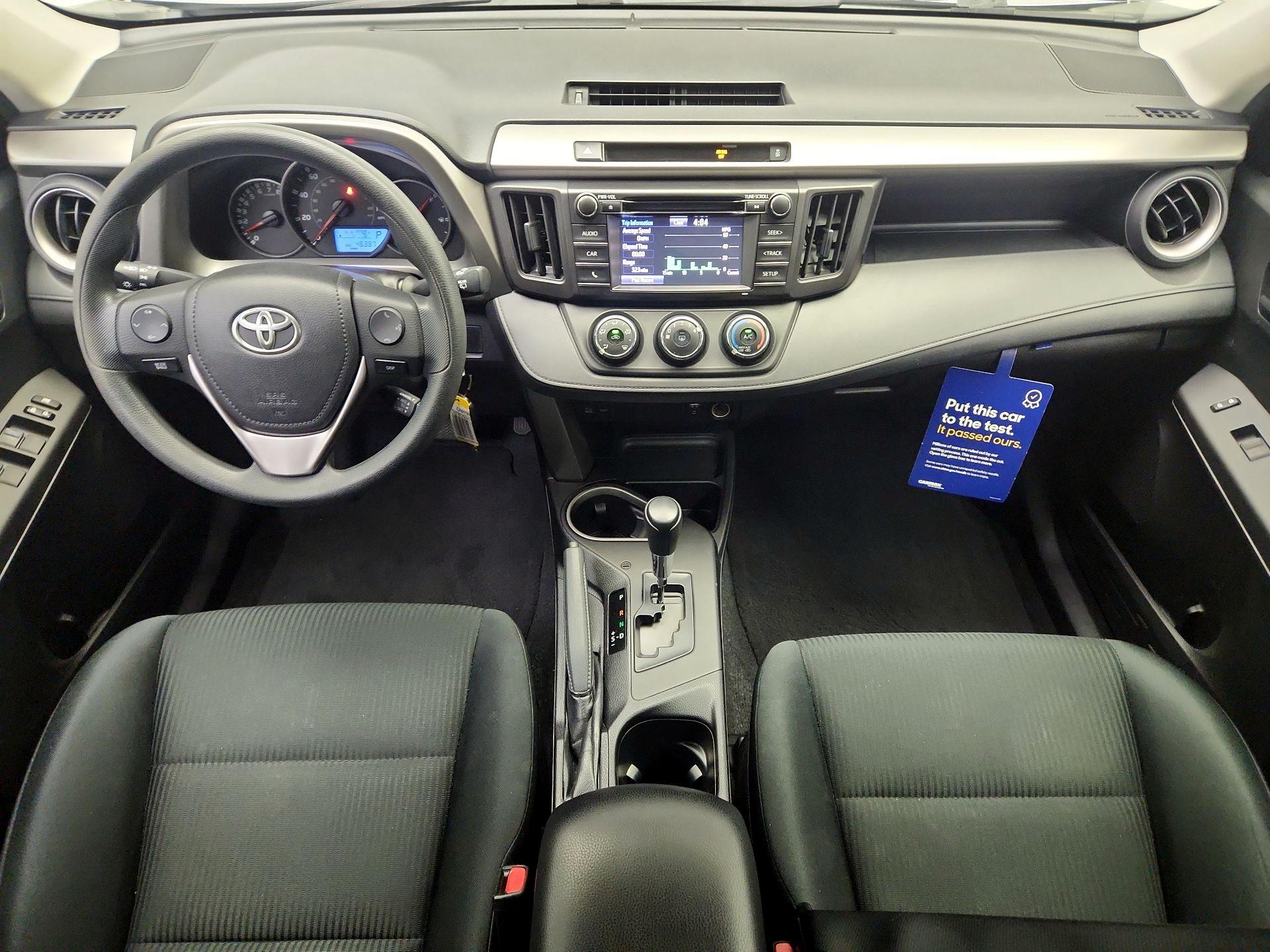 Thumbnail: 2016 Toyota RAV4 - 9