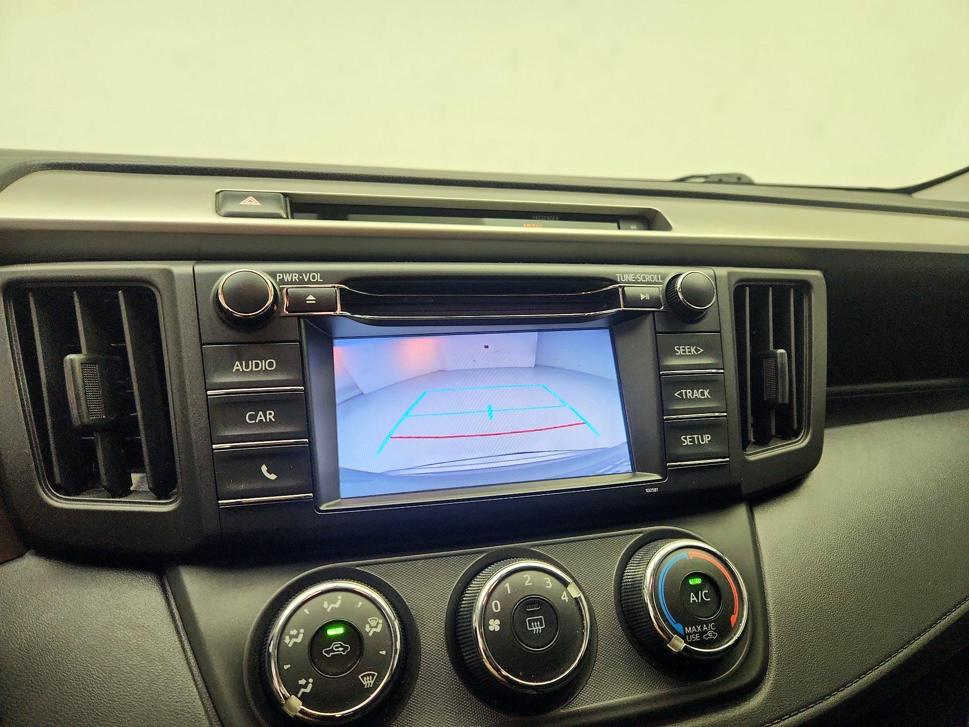 Thumbnail: 2016 Toyota RAV4 - 14