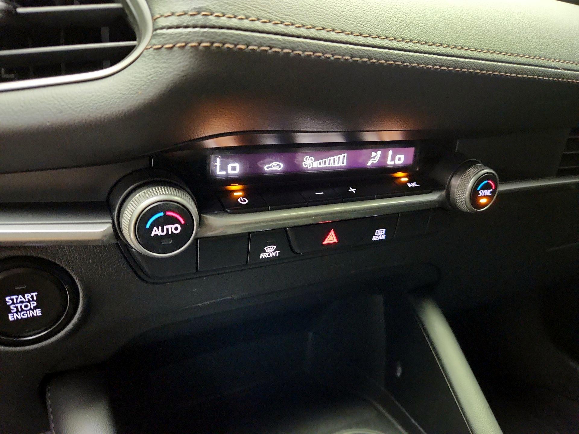 Thumbnail: 2022 Mazda Mazda3 - 17