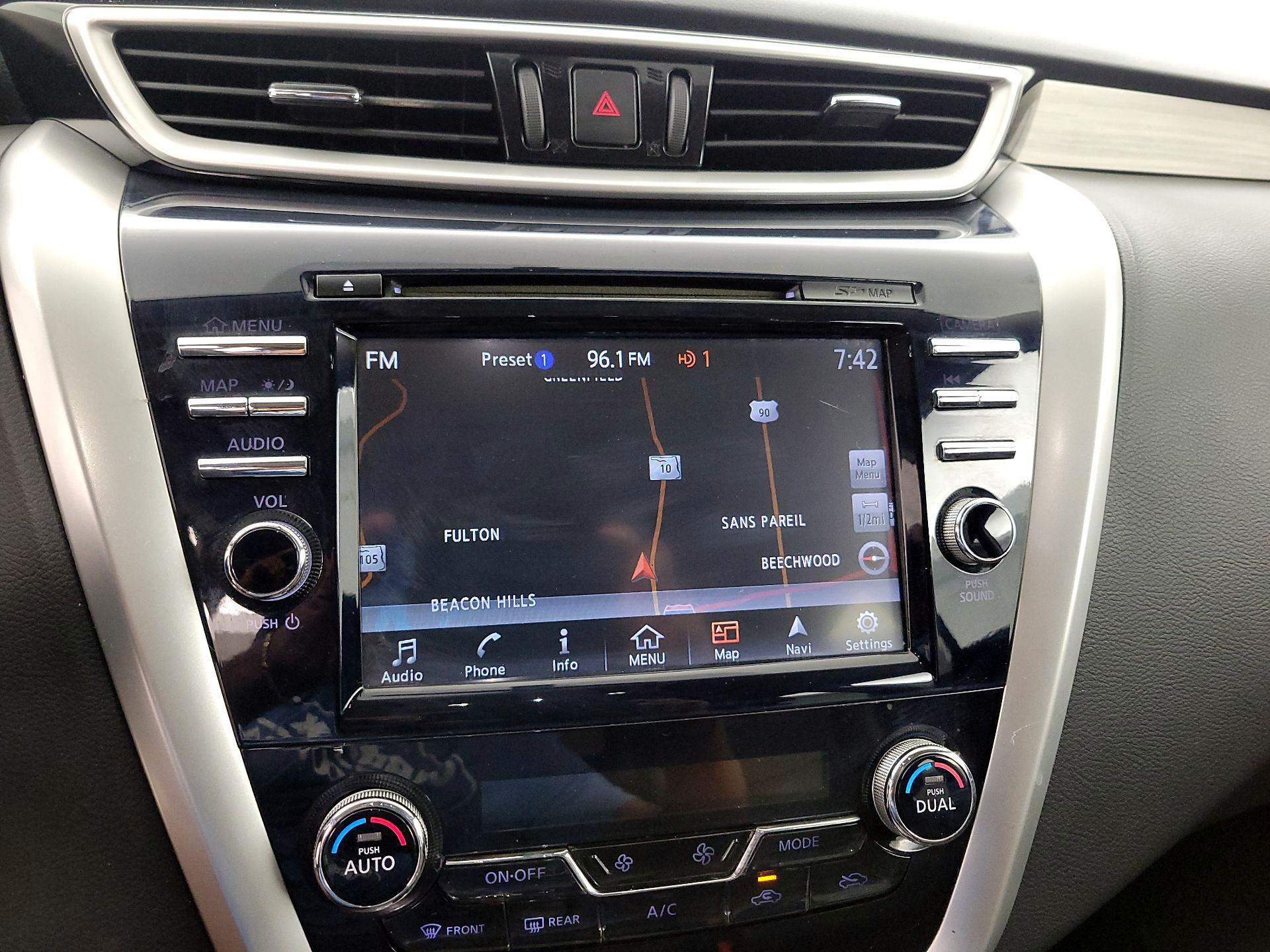 Thumbnail: 2015 Nissan Murano - 14