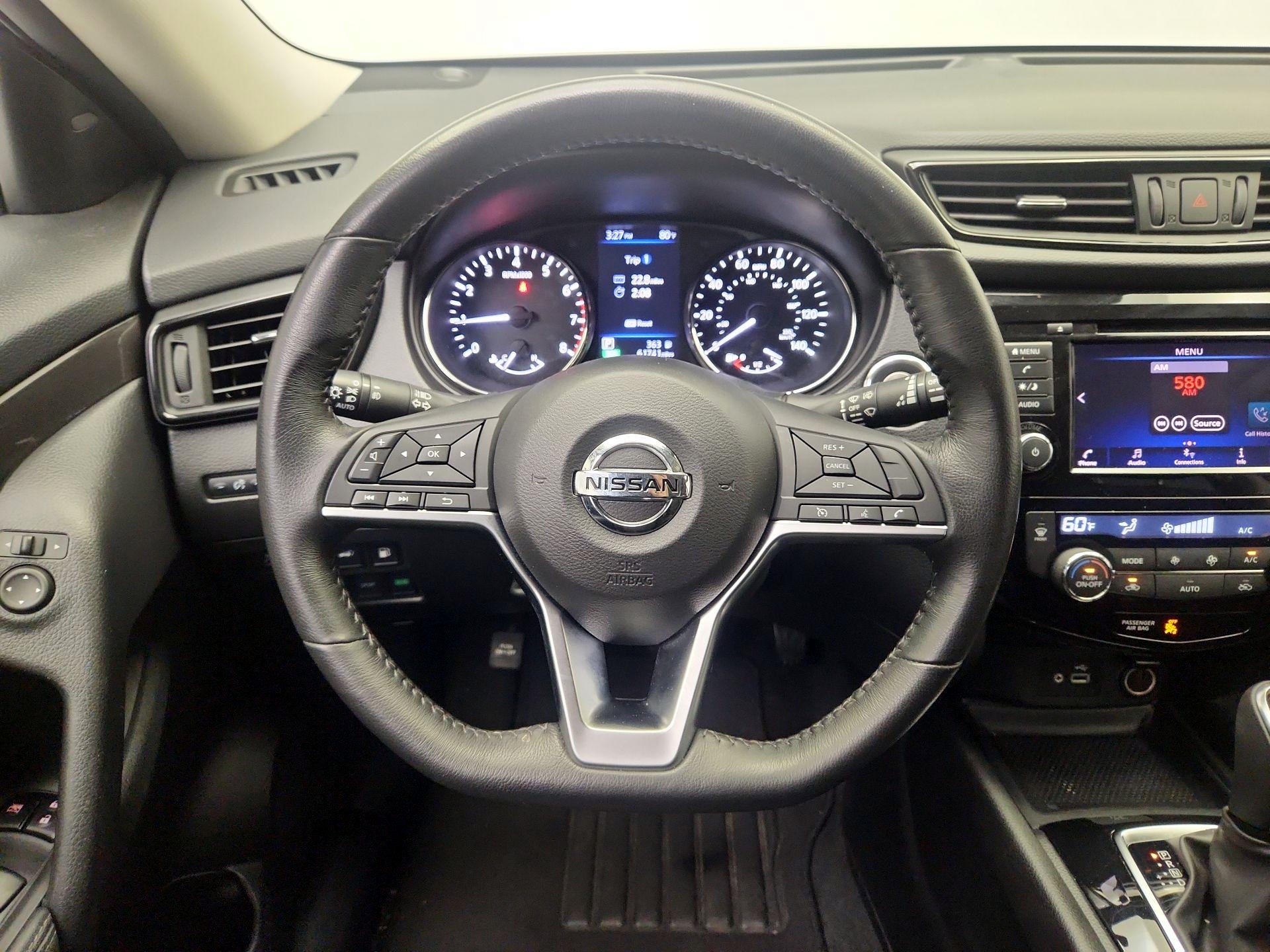 Thumbnail: 2019 Nissan Rogue - 10