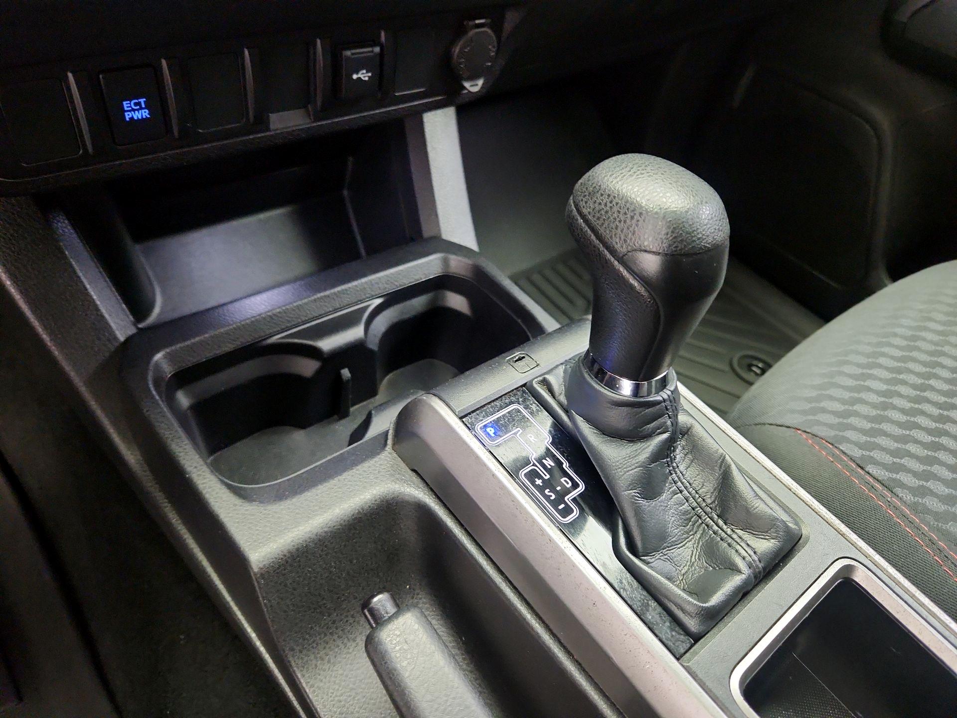 Thumbnail: 2023 Toyota Tacoma - 17