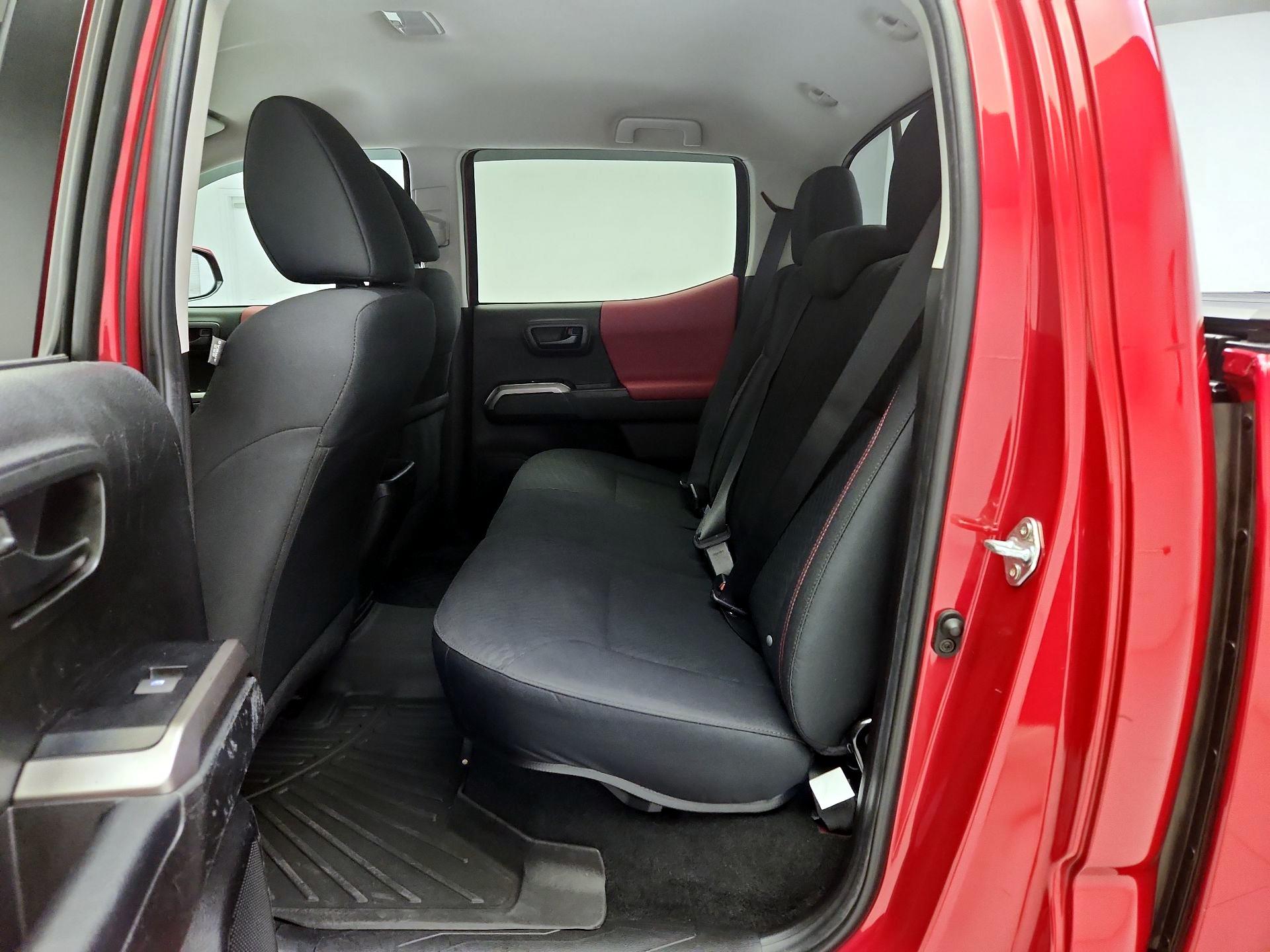 Thumbnail: 2023 Toyota Tacoma - 19