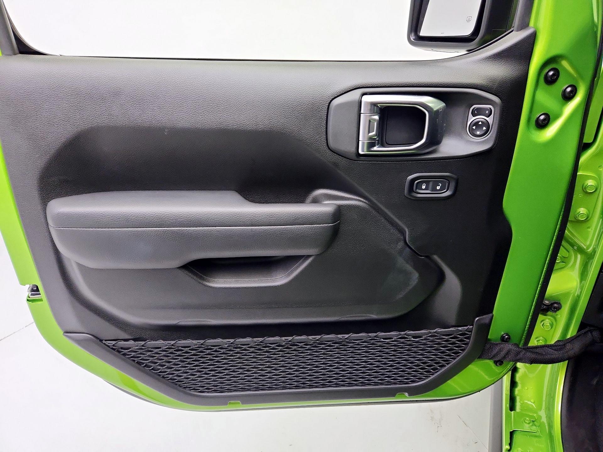 Thumbnail: 2025 Jeep Wrangler - 12