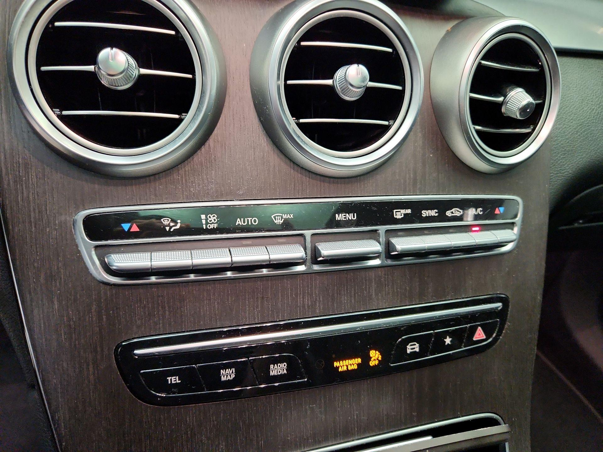 Thumbnail: 2020 Mercedes-Benz GLC - 17