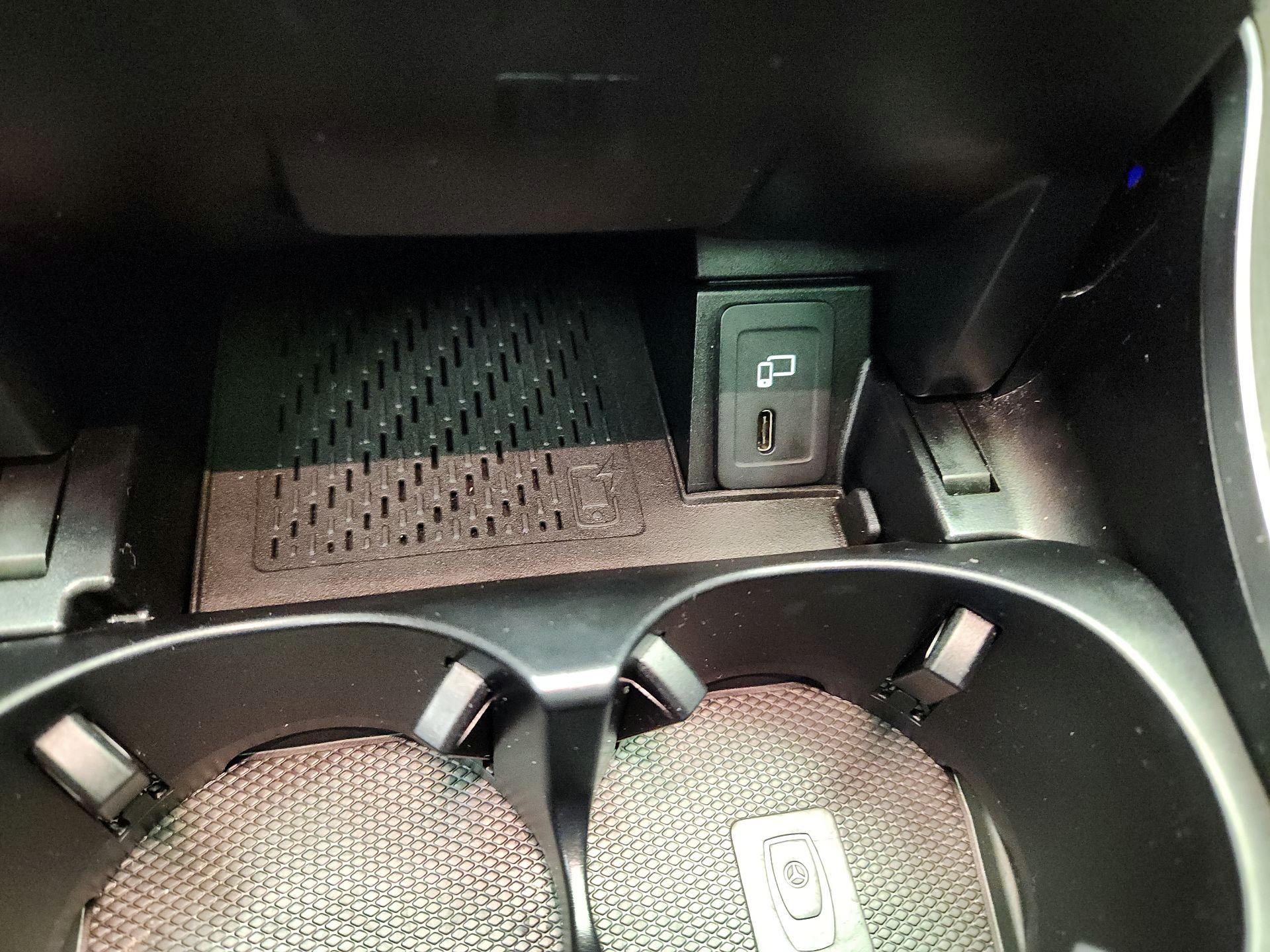 Thumbnail: 2020 Mercedes-Benz GLC - 19