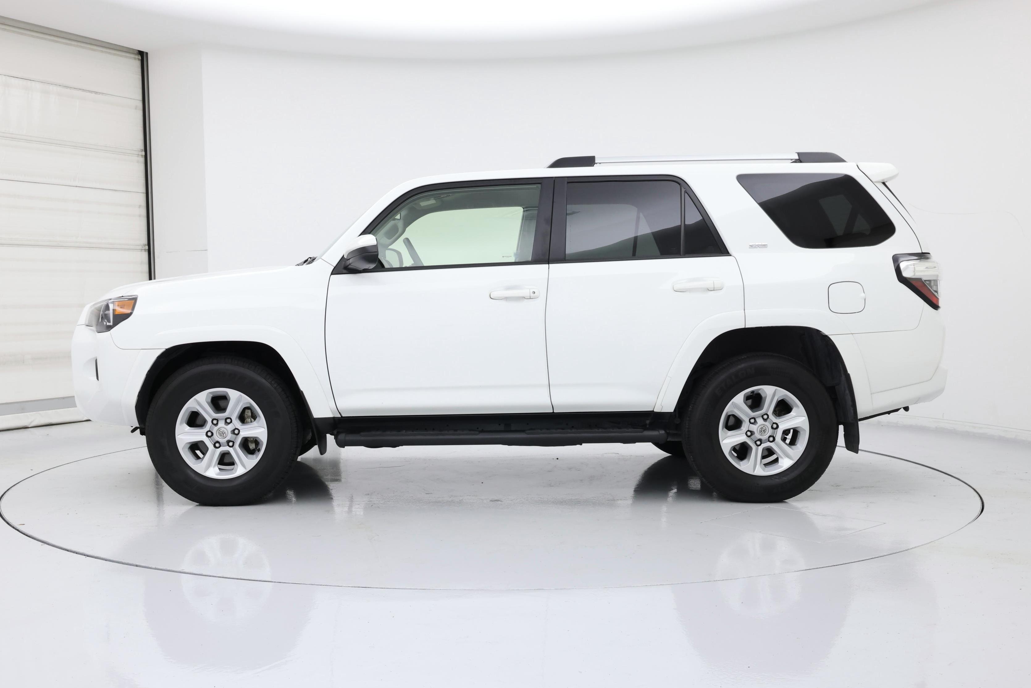 Thumbnail: 2024 Toyota 4Runner - 3