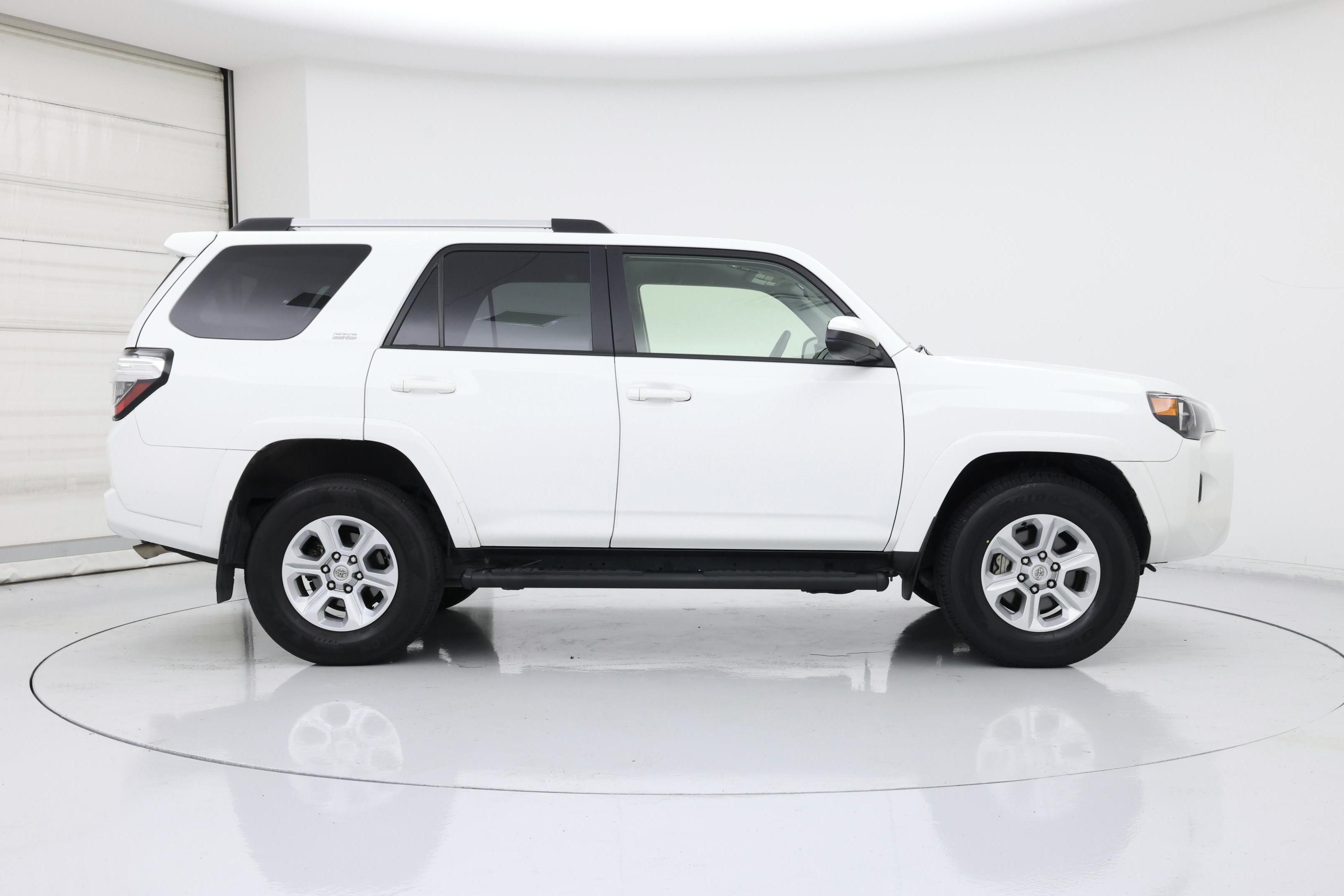 Thumbnail: 2024 Toyota 4Runner - 7