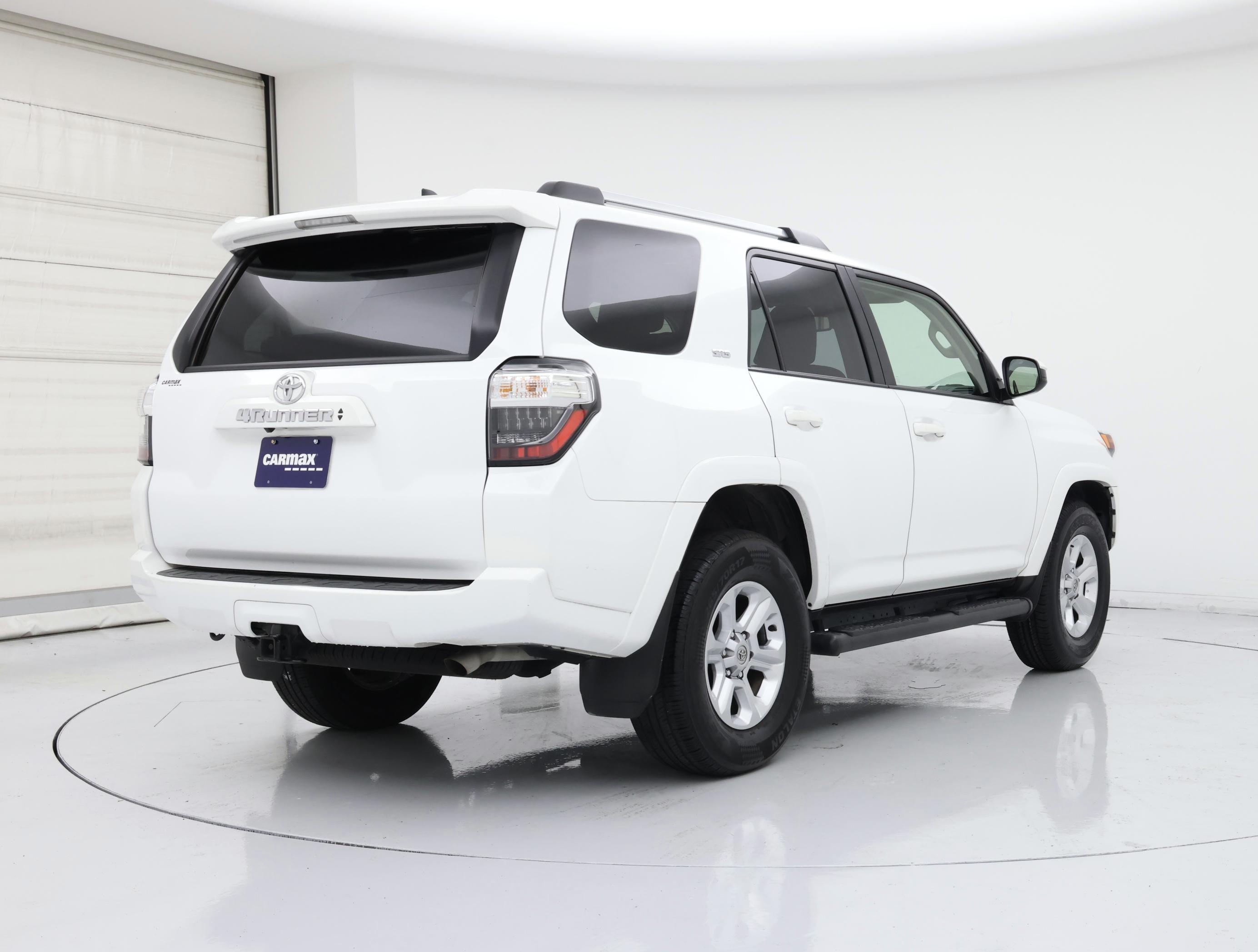 Thumbnail: 2024 Toyota 4Runner - 8