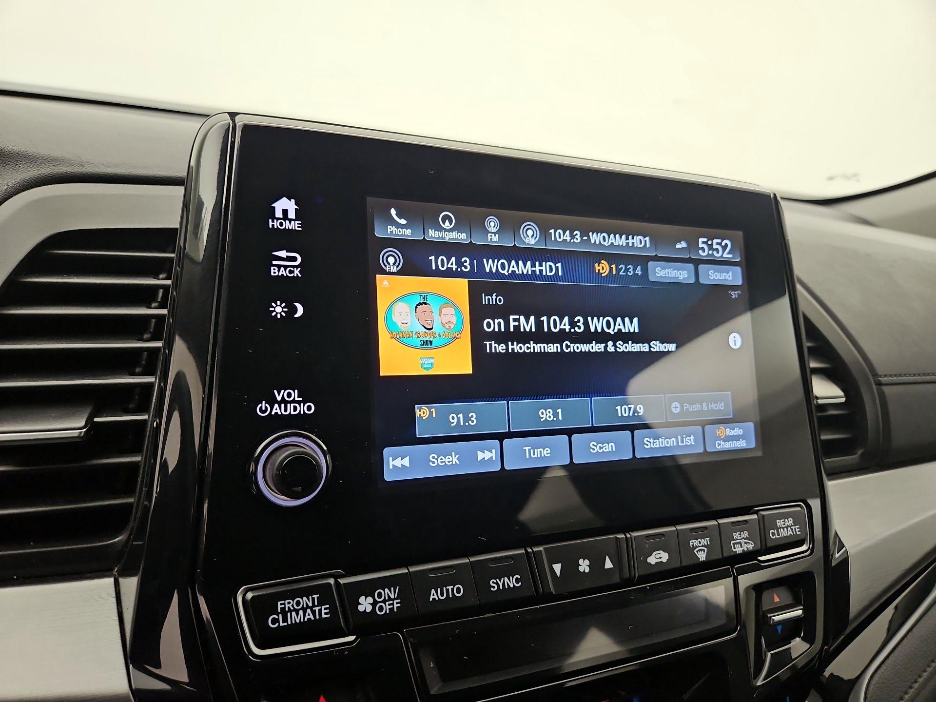 Thumbnail: 2023 Honda Odyssey - 16