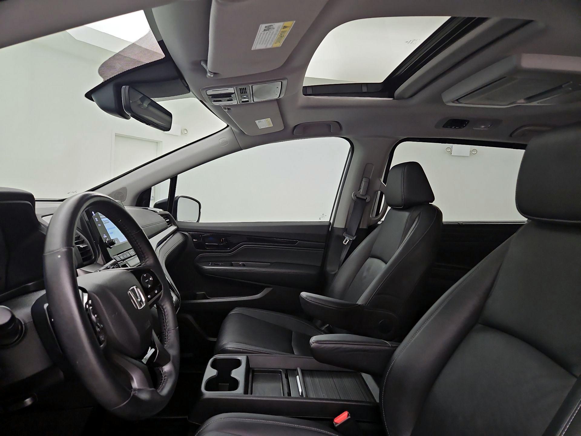 Thumbnail: 2023 Honda Odyssey - 20