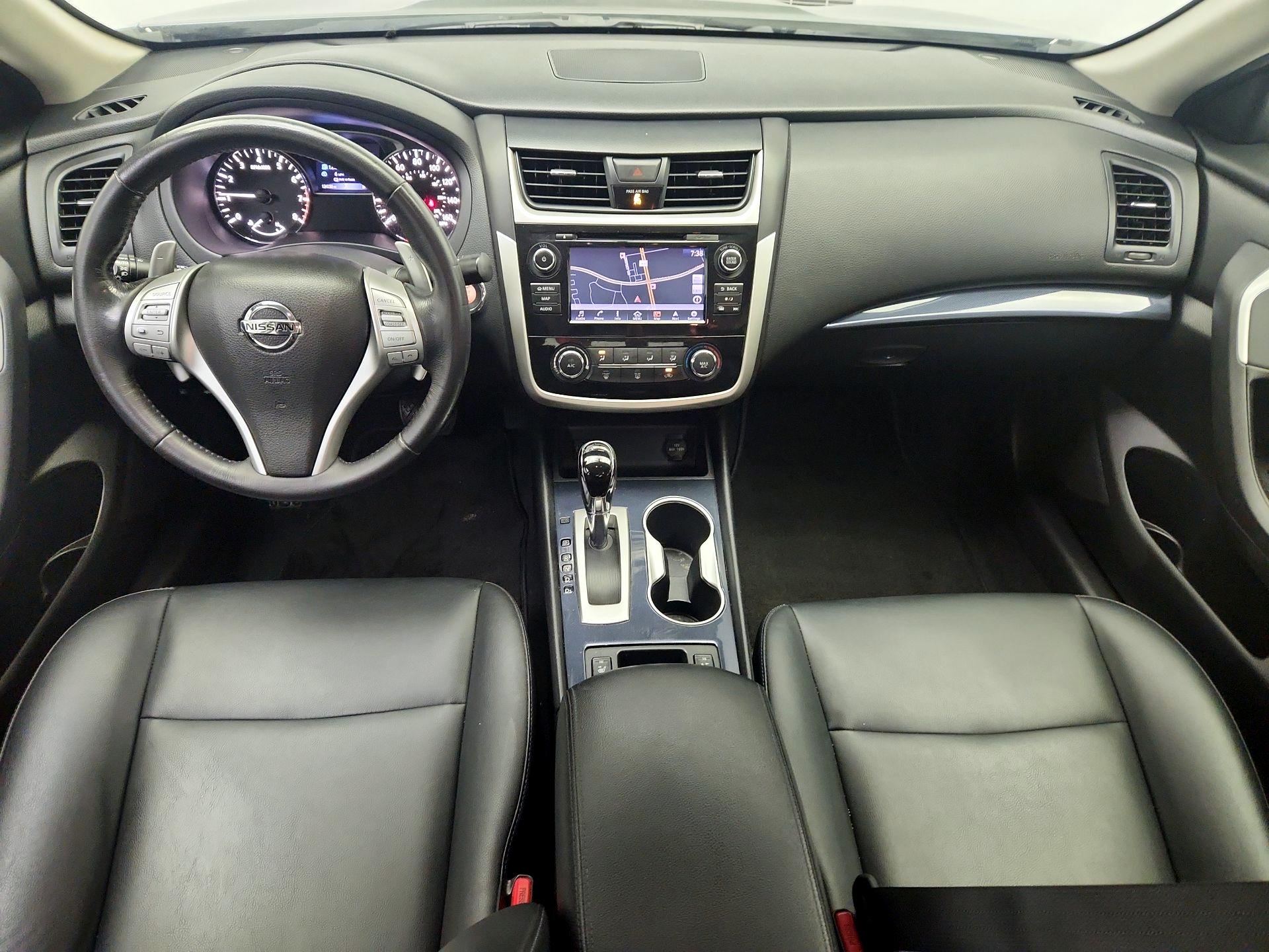 Thumbnail: 2018 Nissan Altima - 9