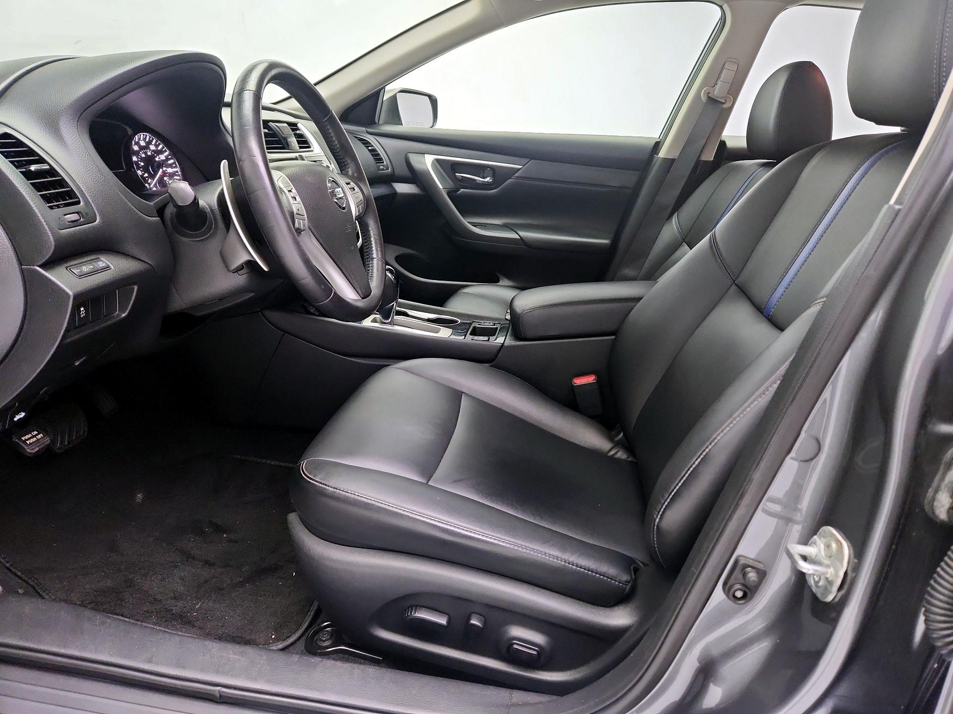 Thumbnail: 2018 Nissan Altima - 11