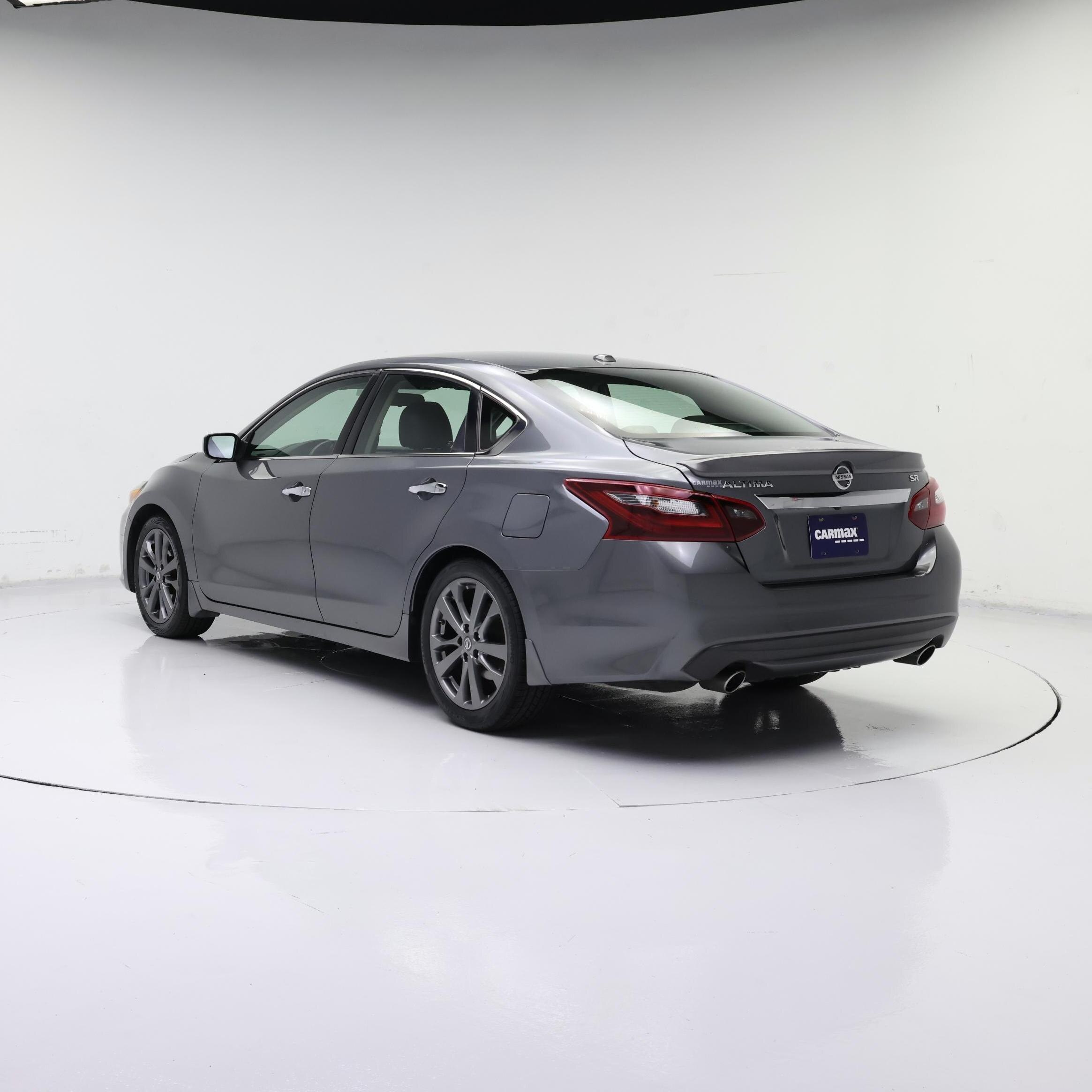 Thumbnail: 2018 Nissan Altima - 2