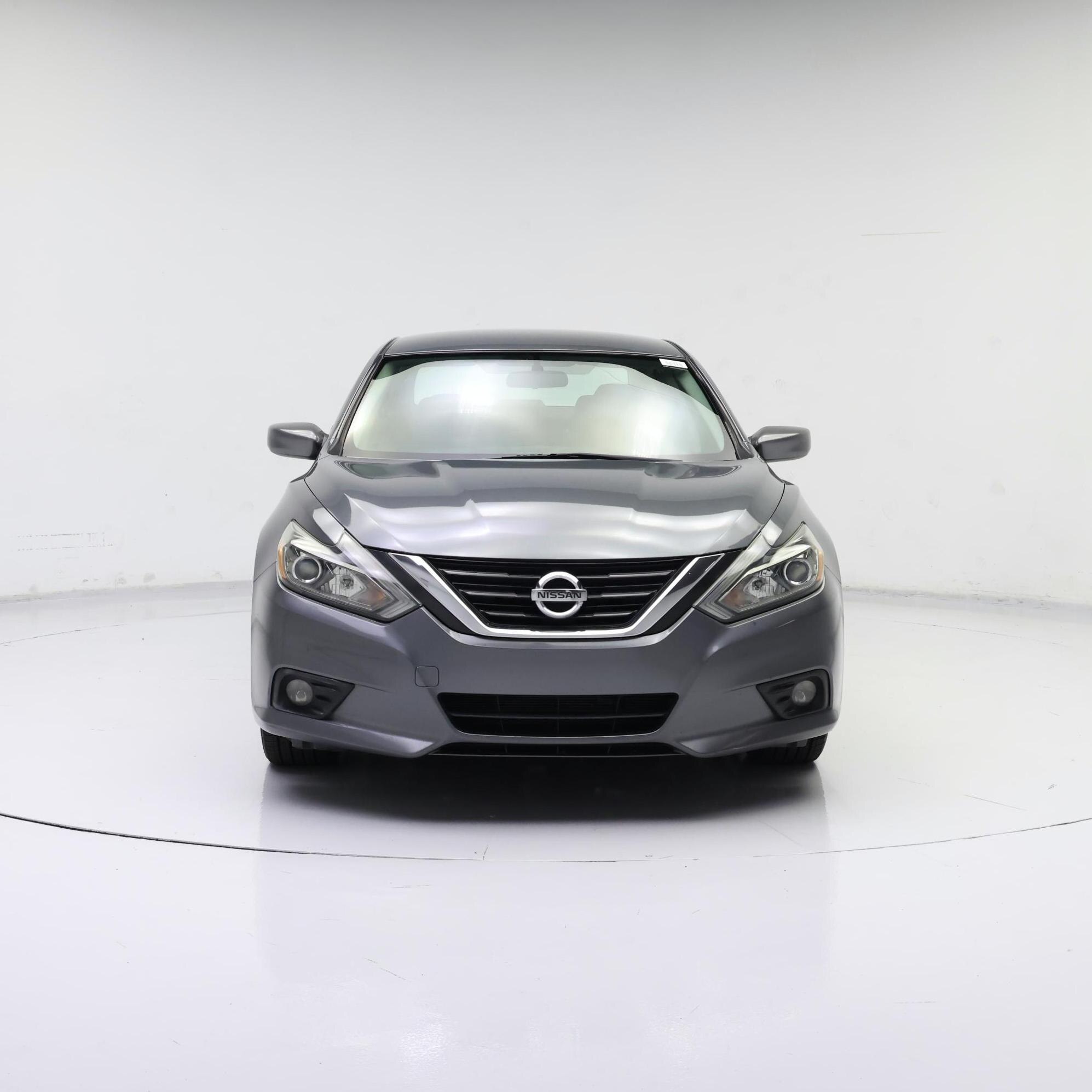 Thumbnail: 2018 Nissan Altima - 5